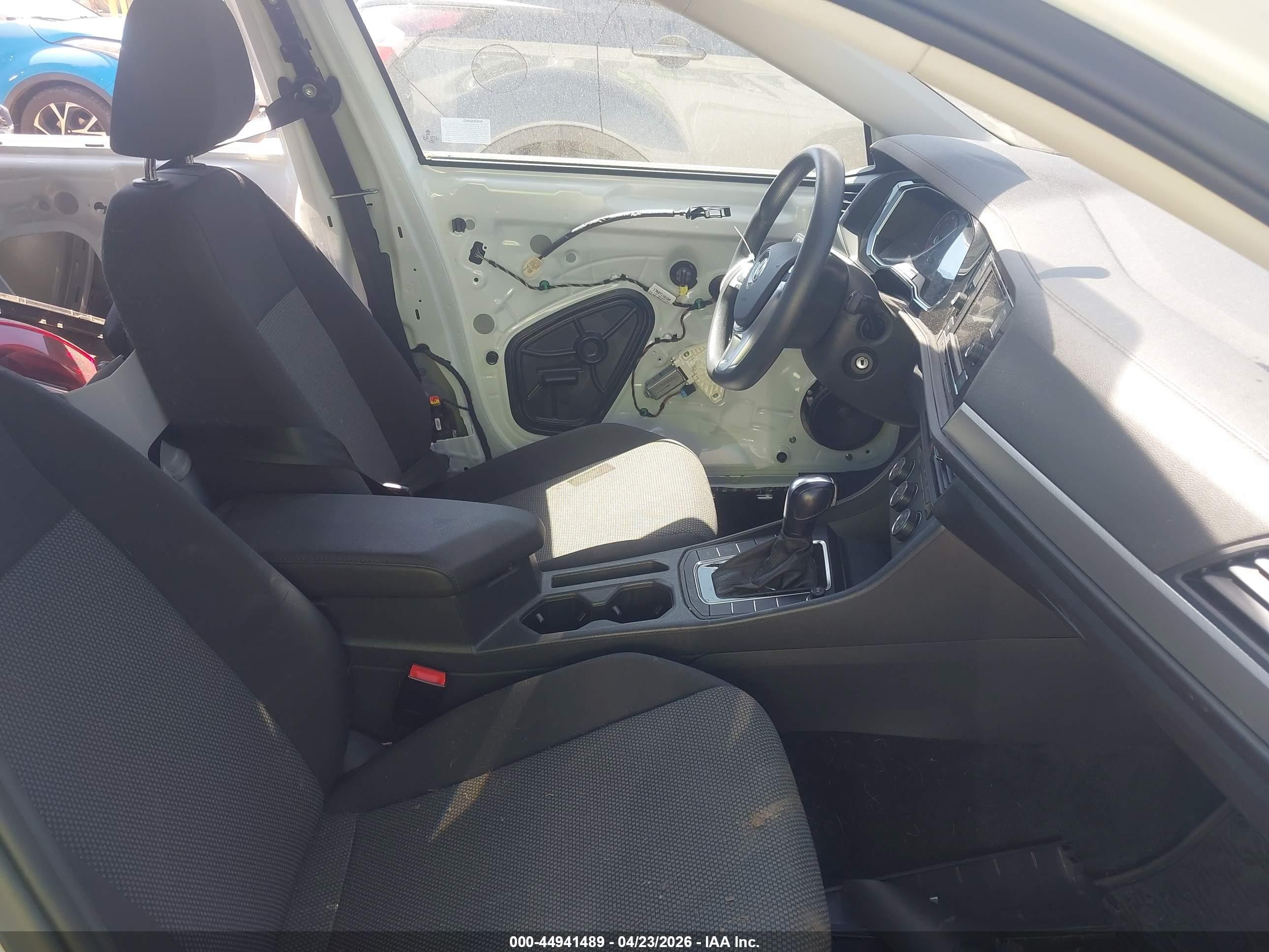 2020 Volkswagen Jetta 1.4t R-line/1.4t S/1.4t Se White vin: 3VWC57BU4LM096981