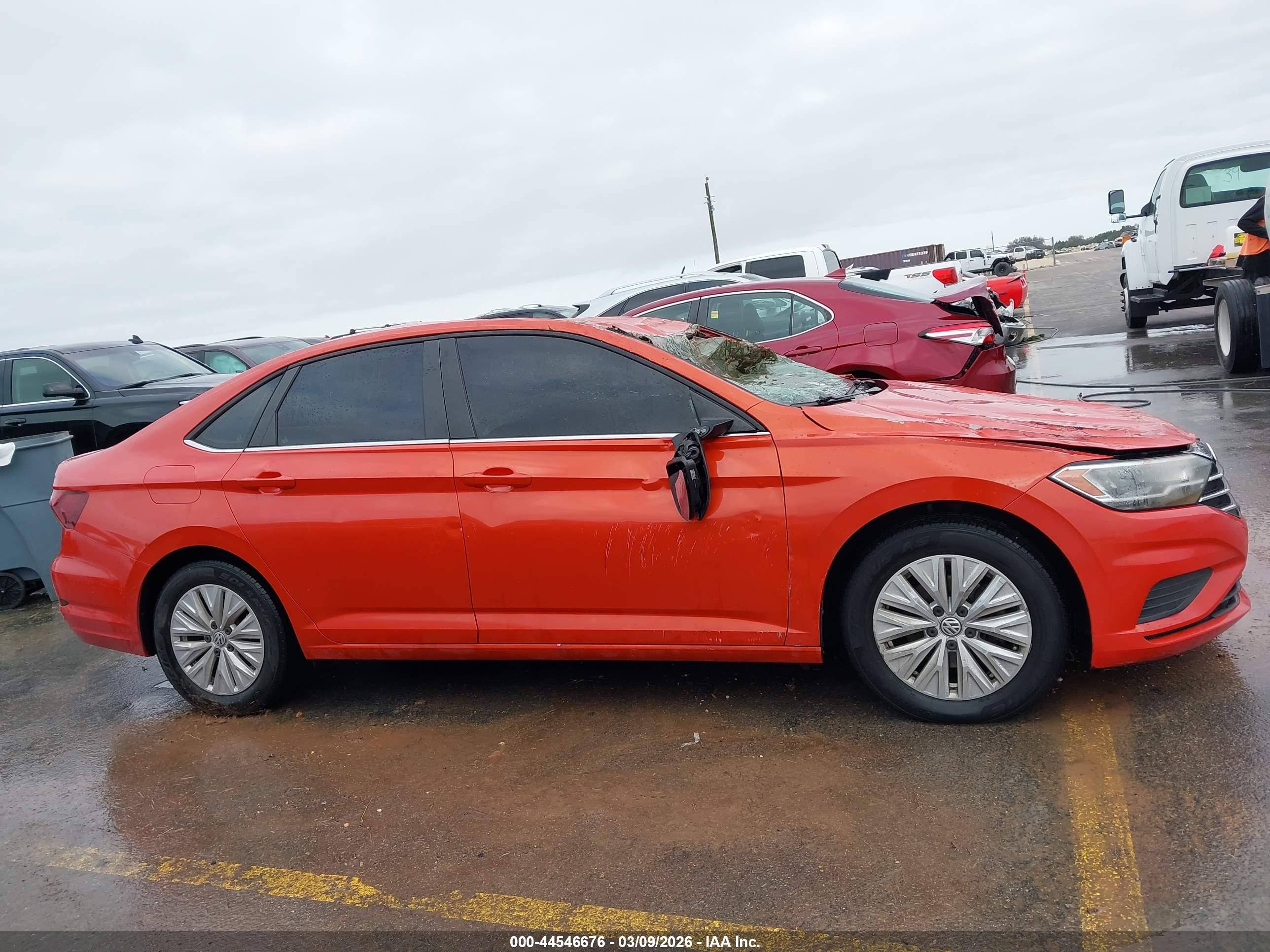 2019 Volkswagen Jetta 1.4t R-line/1.4t S/1.4t Se Orange vin: 3VWC57BU6KM015462