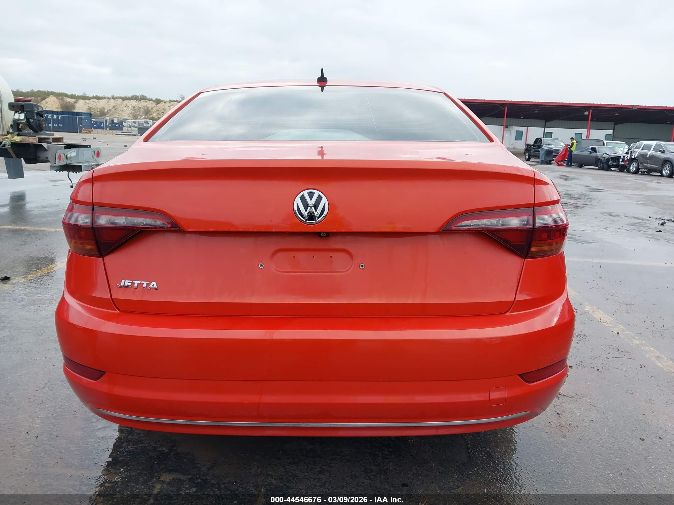 2019 Volkswagen Jetta 1.4t R-line/1.4t S/1.4t Se Orange vin: 3VWC57BU6KM015462