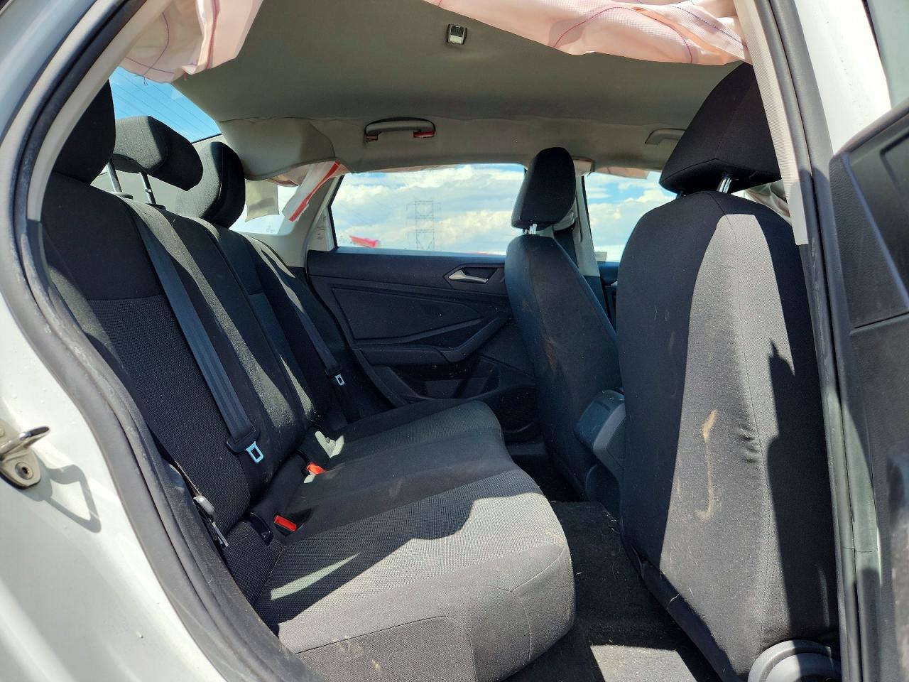 2019 Volkswagen Jetta S White vin: 3VWC57BU6KM054391