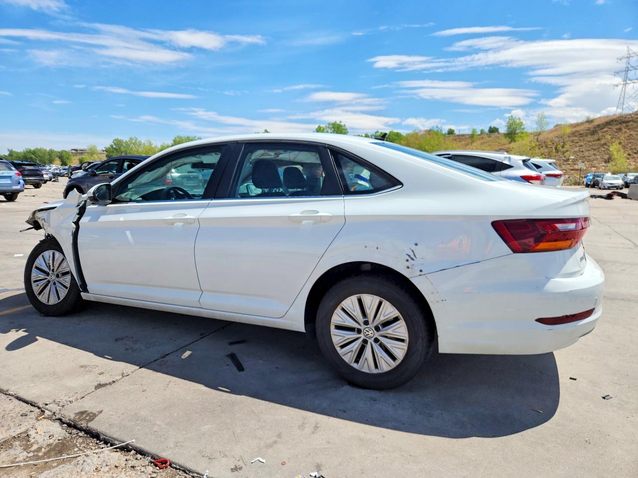 2019 Volkswagen Jetta S White vin: 3VWC57BU6KM054391