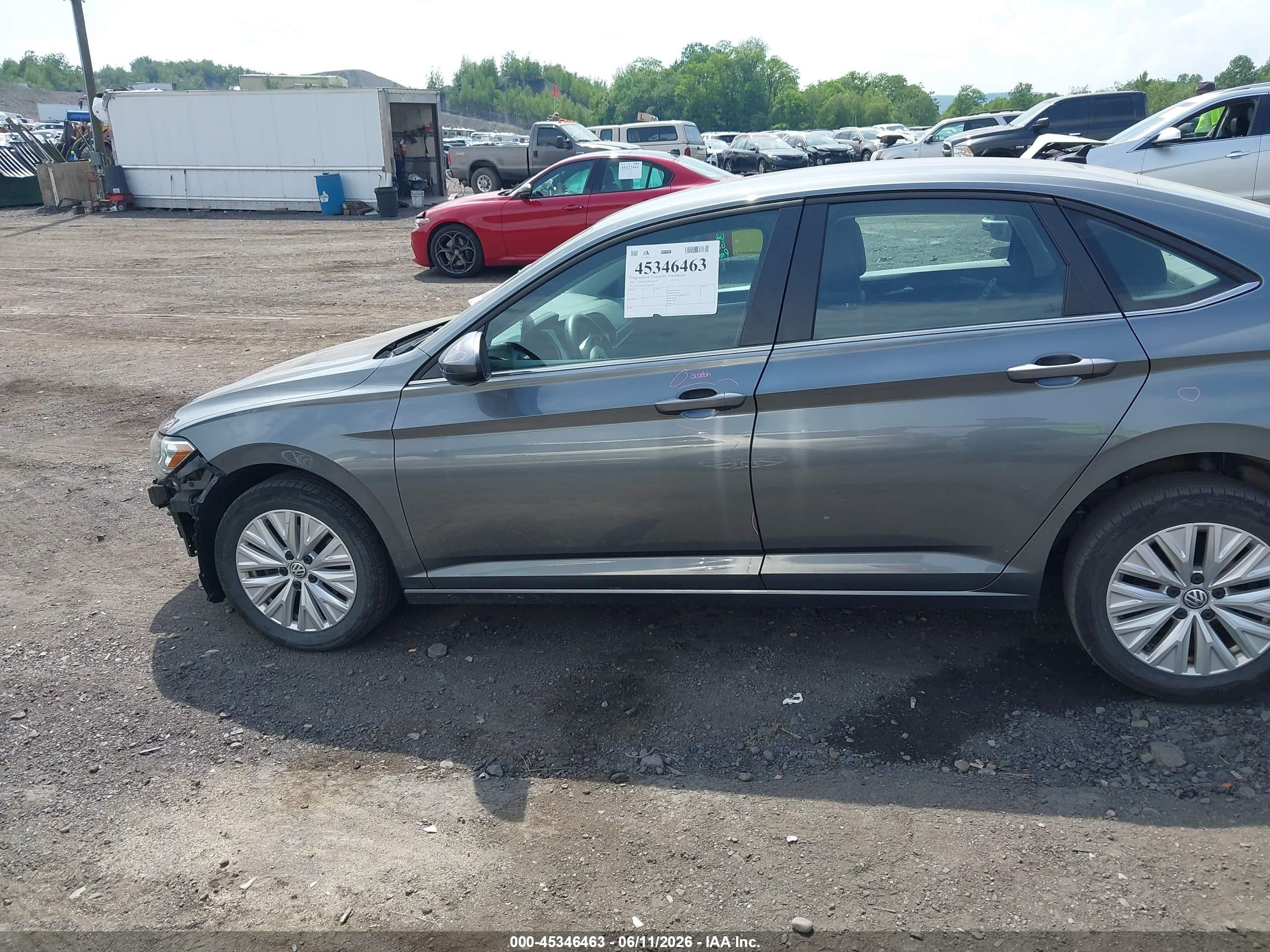 2019 Volkswagen Jetta 1.4t R-line/1.4t S/1.4t Se Gray vin: 3VWC57BU6KM249617