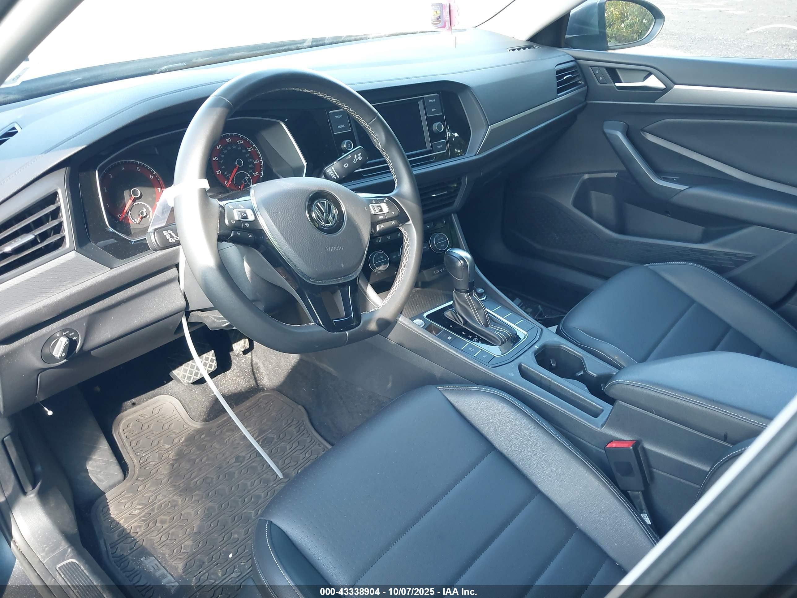 2021 Volkswagen Jetta 1.4t R-line/1.4t S/1.4t Se Gray vin: 3VWC57BU8MM092837