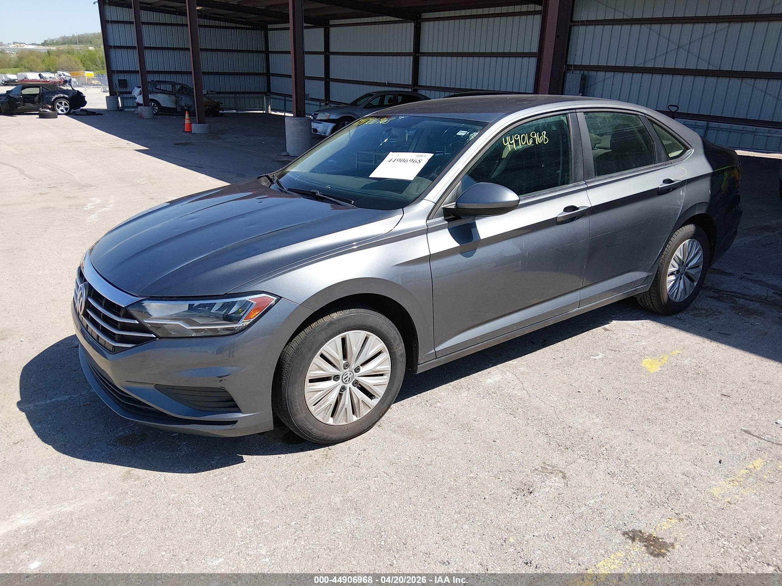 2019 Volkswagen Jetta 1.4t R-line/1.4t S/1.4t Se Gray vin: 3VWC57BU9KM031431