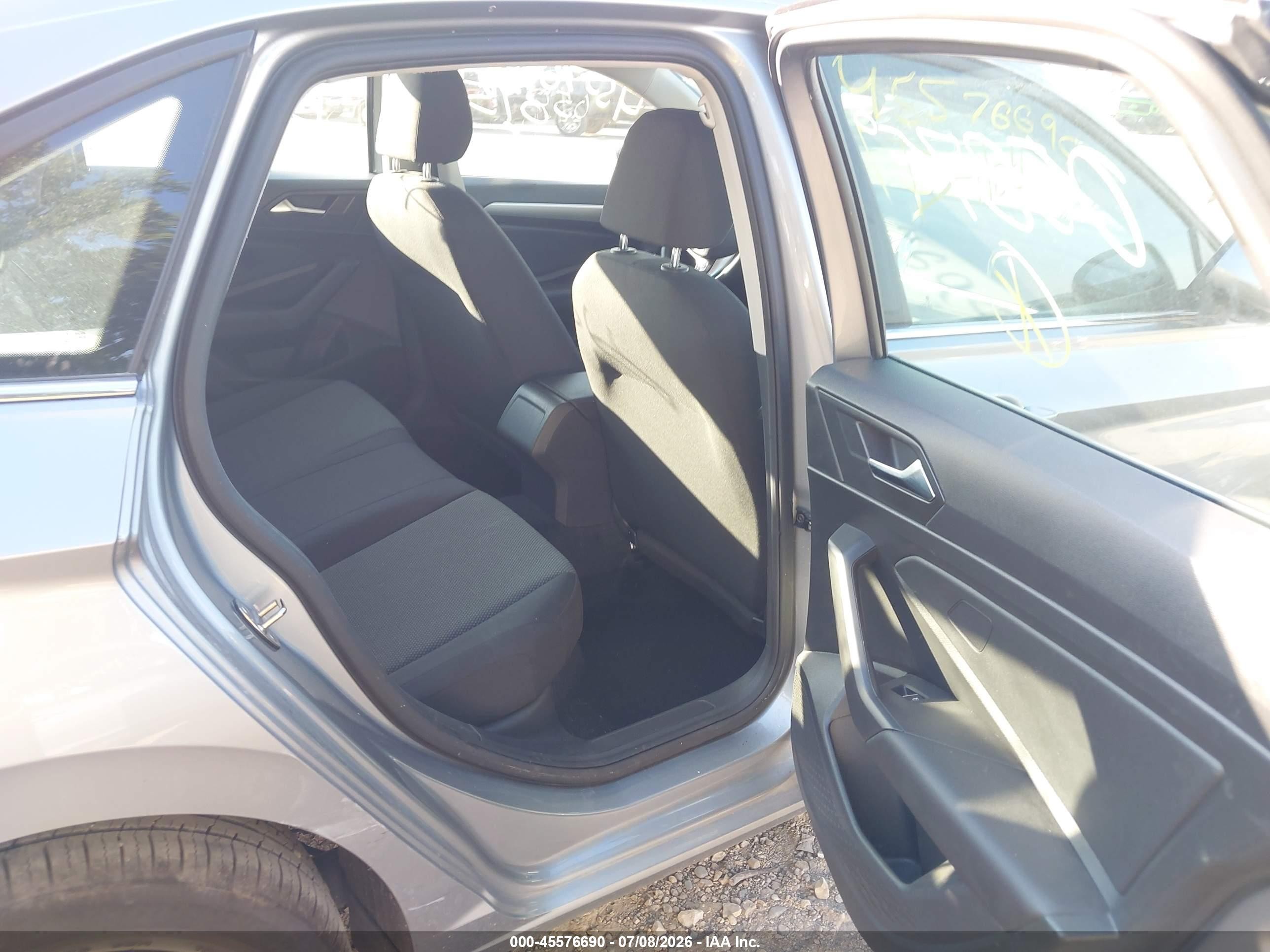 2021 Volkswagen Jetta 1.4t R-line/1.4t Se/s Silver vin: 3VWC57BU9MM058759