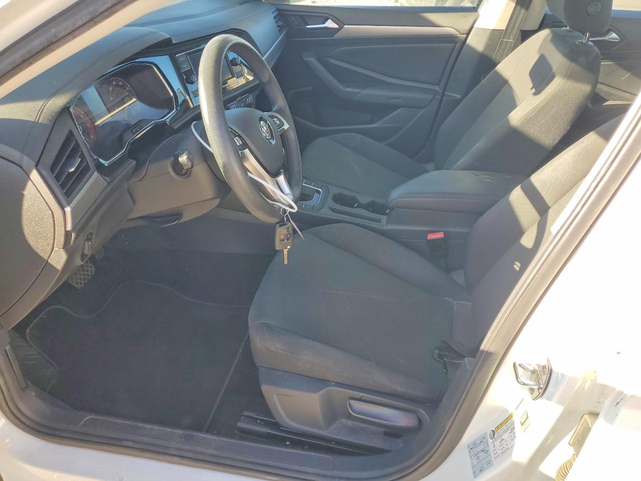 2019 Volkswagen Jetta S White vin: 3VWC57BUXKM172072