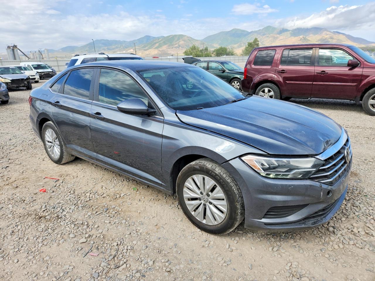 2019 Volkswagen Jetta S Gray vin: 3VWC57BUXKM272060