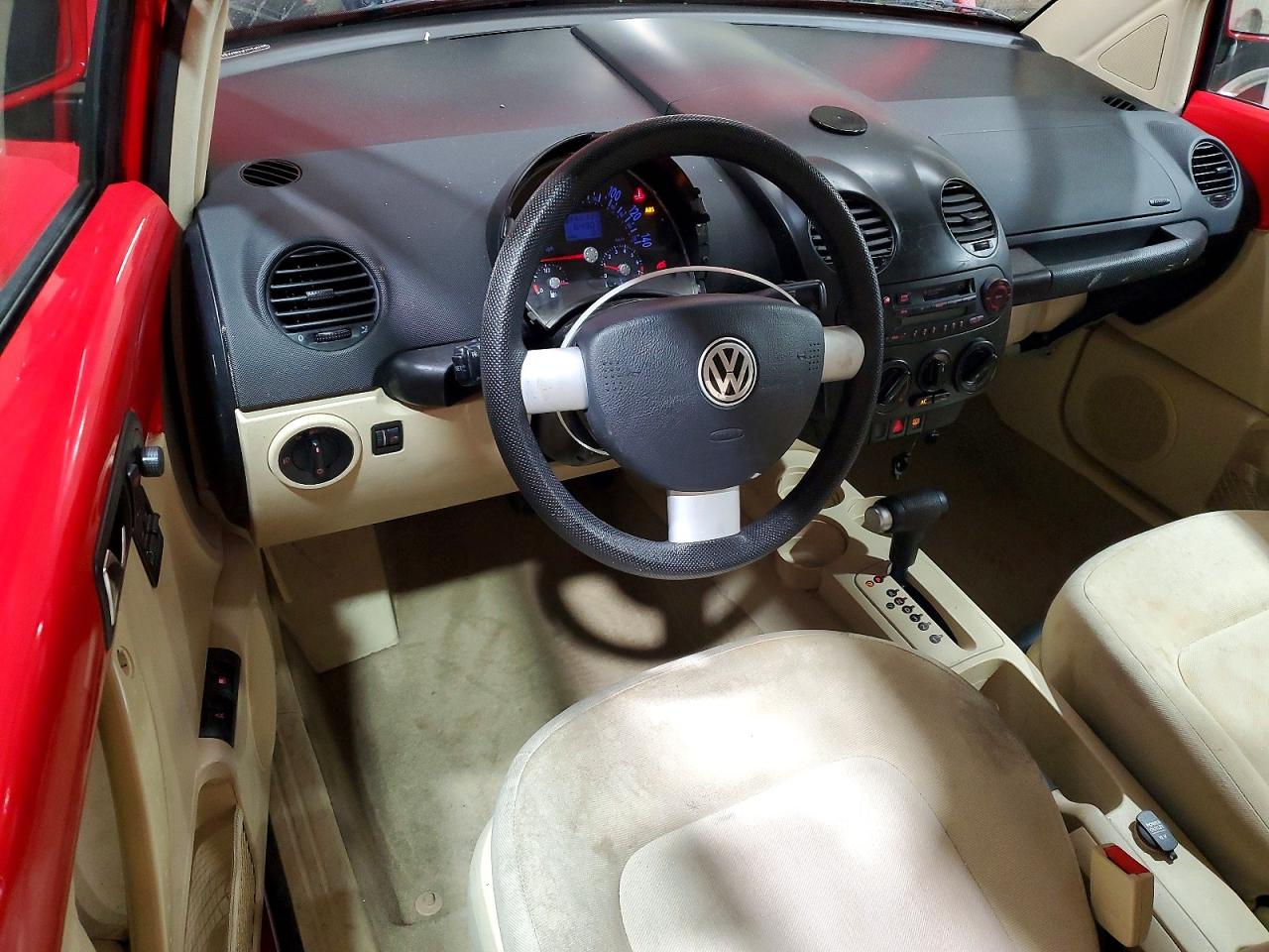 2000 Volkswagen New Beetle Gls Red vin: 3VWCA21C1YM486340