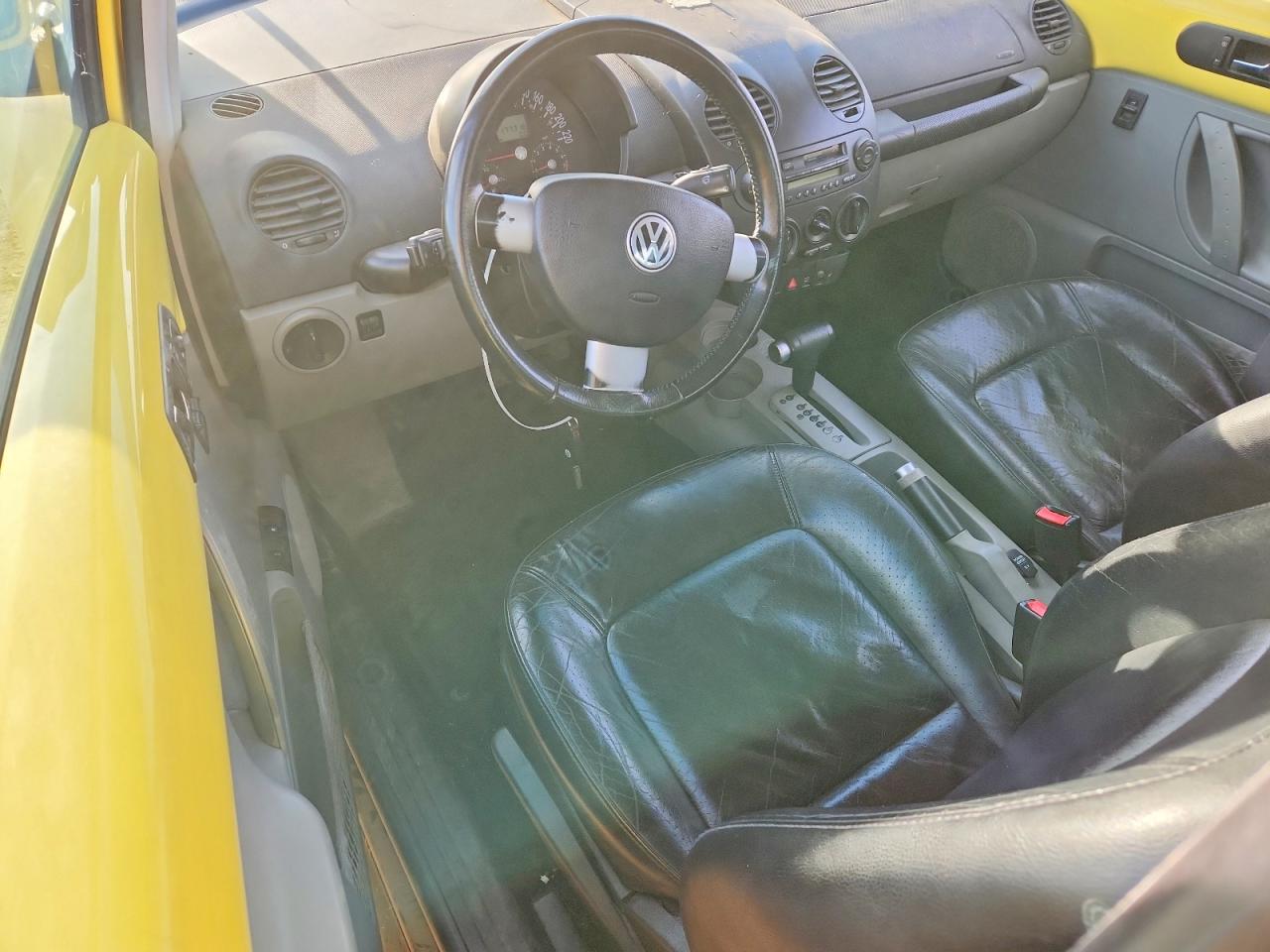 1999 Volkswagen New Beetle Gls Yellow vin: 3VWCA21C3XM452916