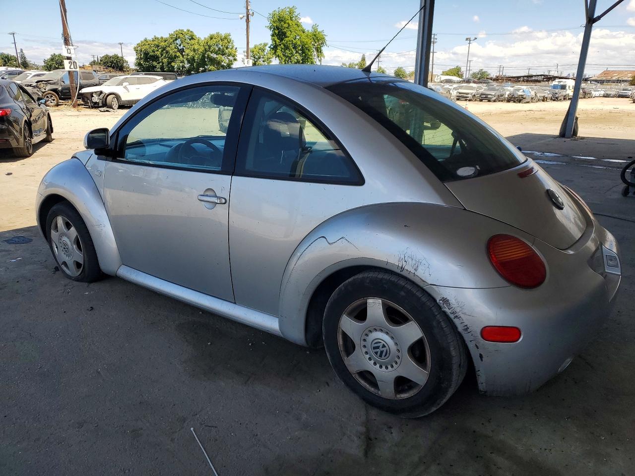 2000 Volkswagen New Beetle Gls Silver vin: 3VWCA21C3YM477882
