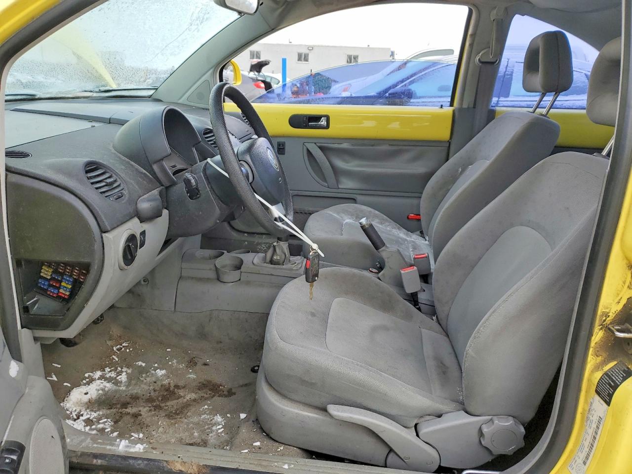 1999 Volkswagen New Beetle Gls Yellow vin: 3VWCA21C4XM454318