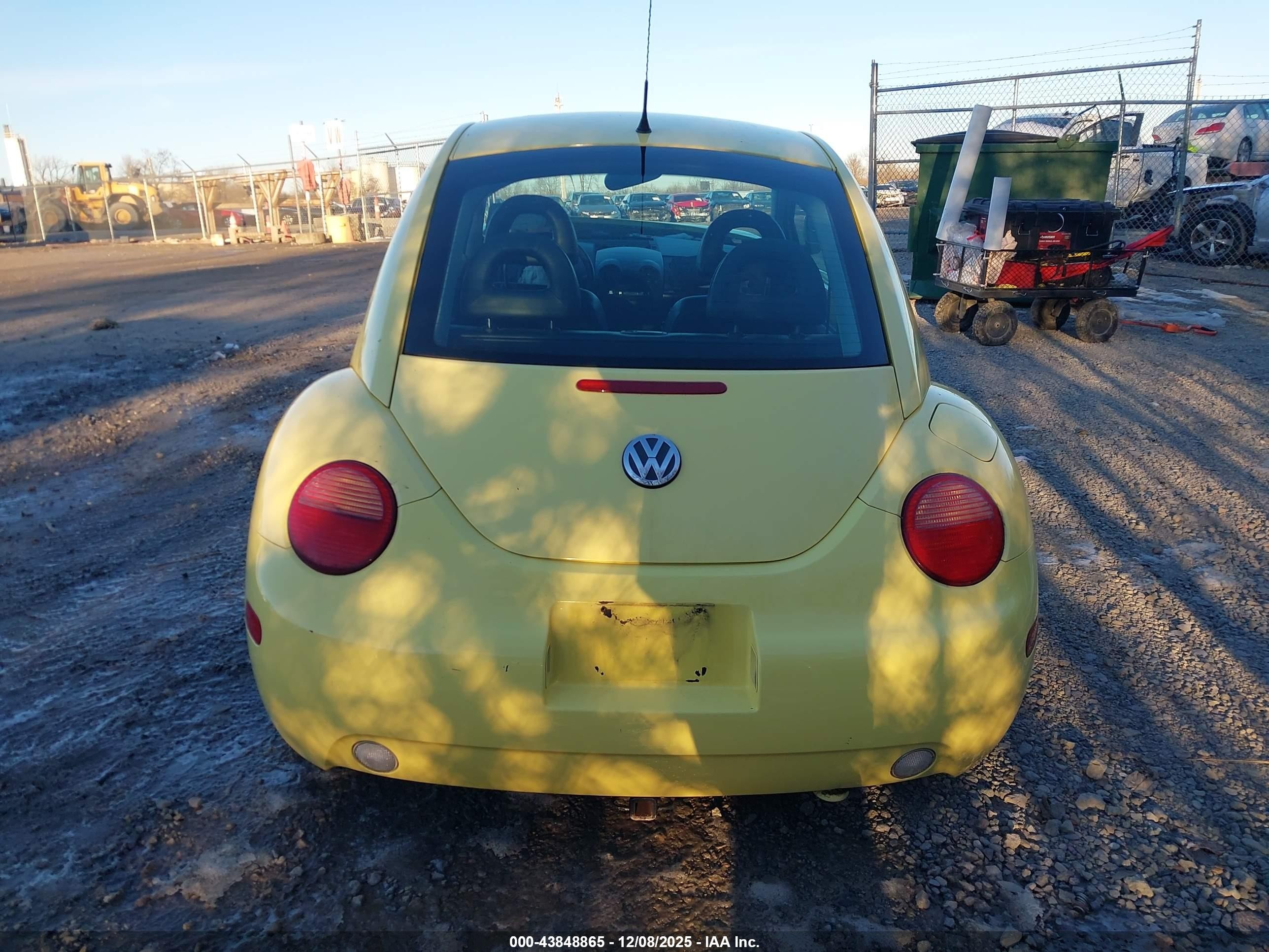 2000 Volkswagen New Beetle Gls Белый vin: 3VWCA21C4YM463263