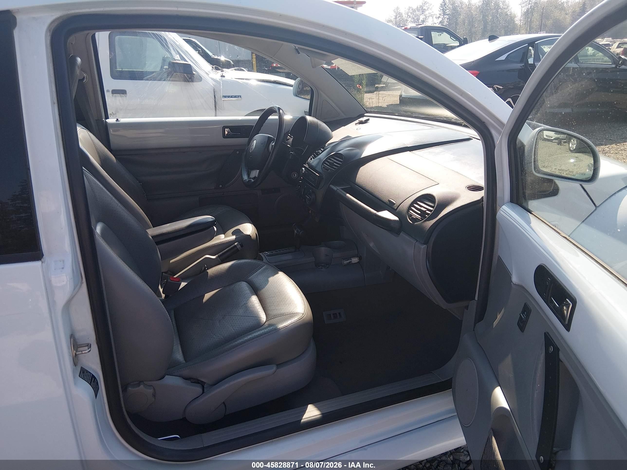 2000 Volkswagen New Beetle Gls Light Blue vin: 3VWCA21C4YM484954