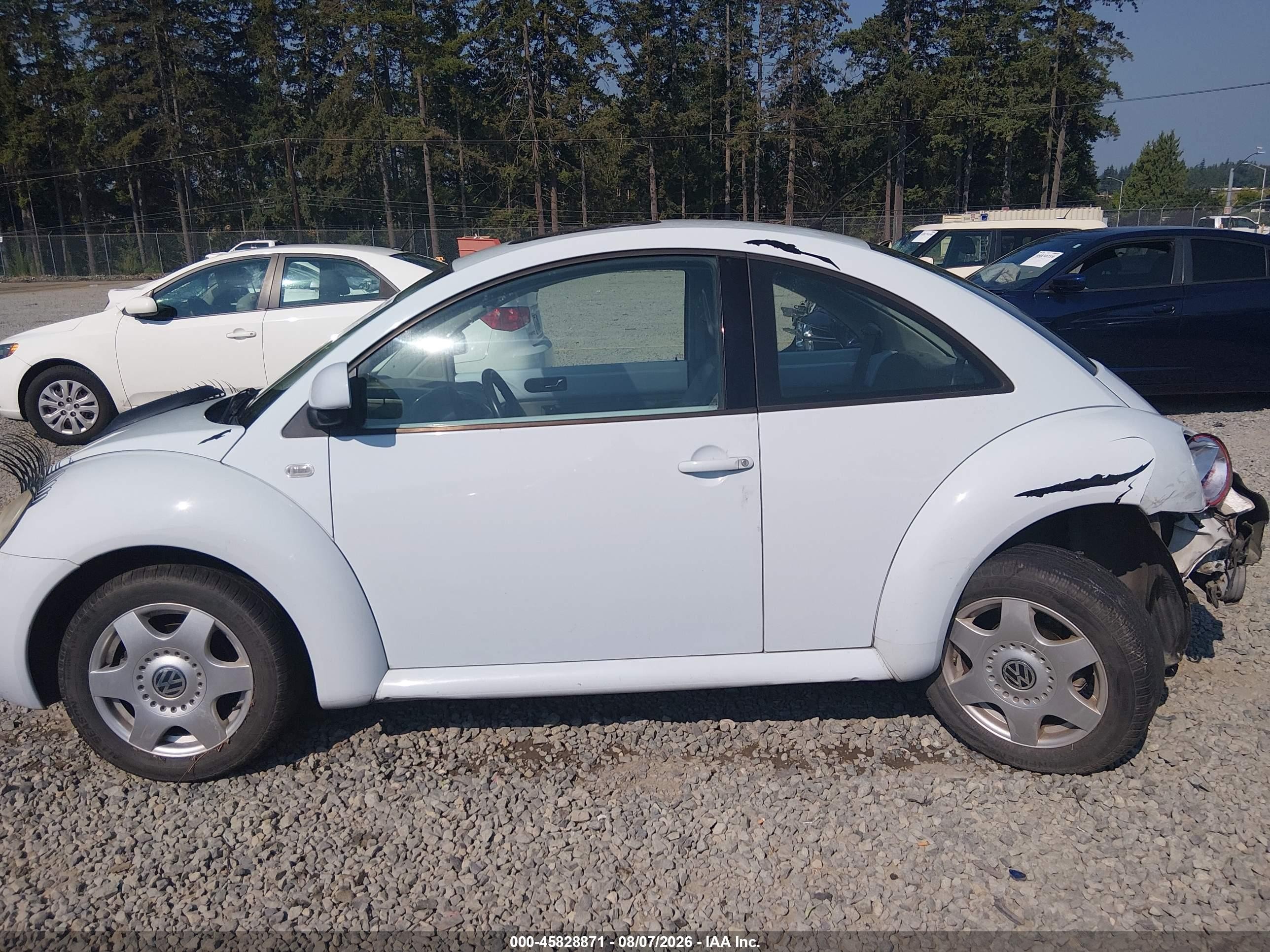 2000 Volkswagen New Beetle Gls Light Blue vin: 3VWCA21C4YM484954