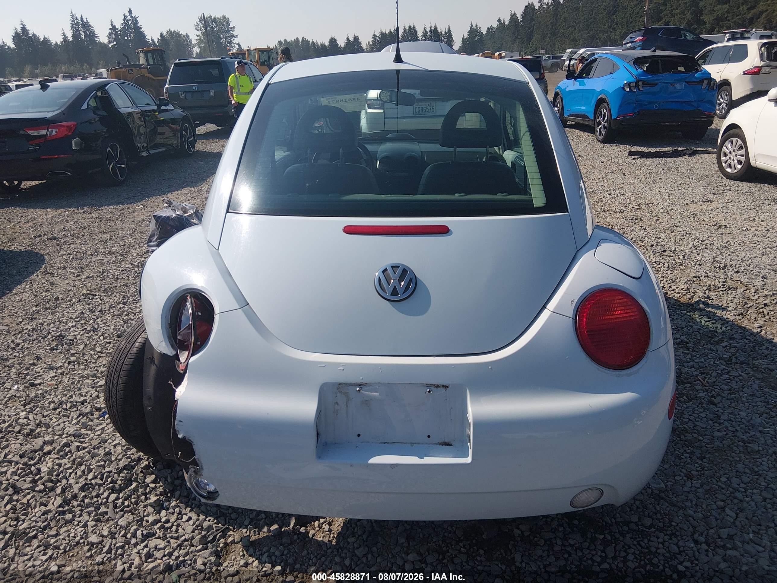 2000 Volkswagen New Beetle Gls Light Blue vin: 3VWCA21C4YM484954