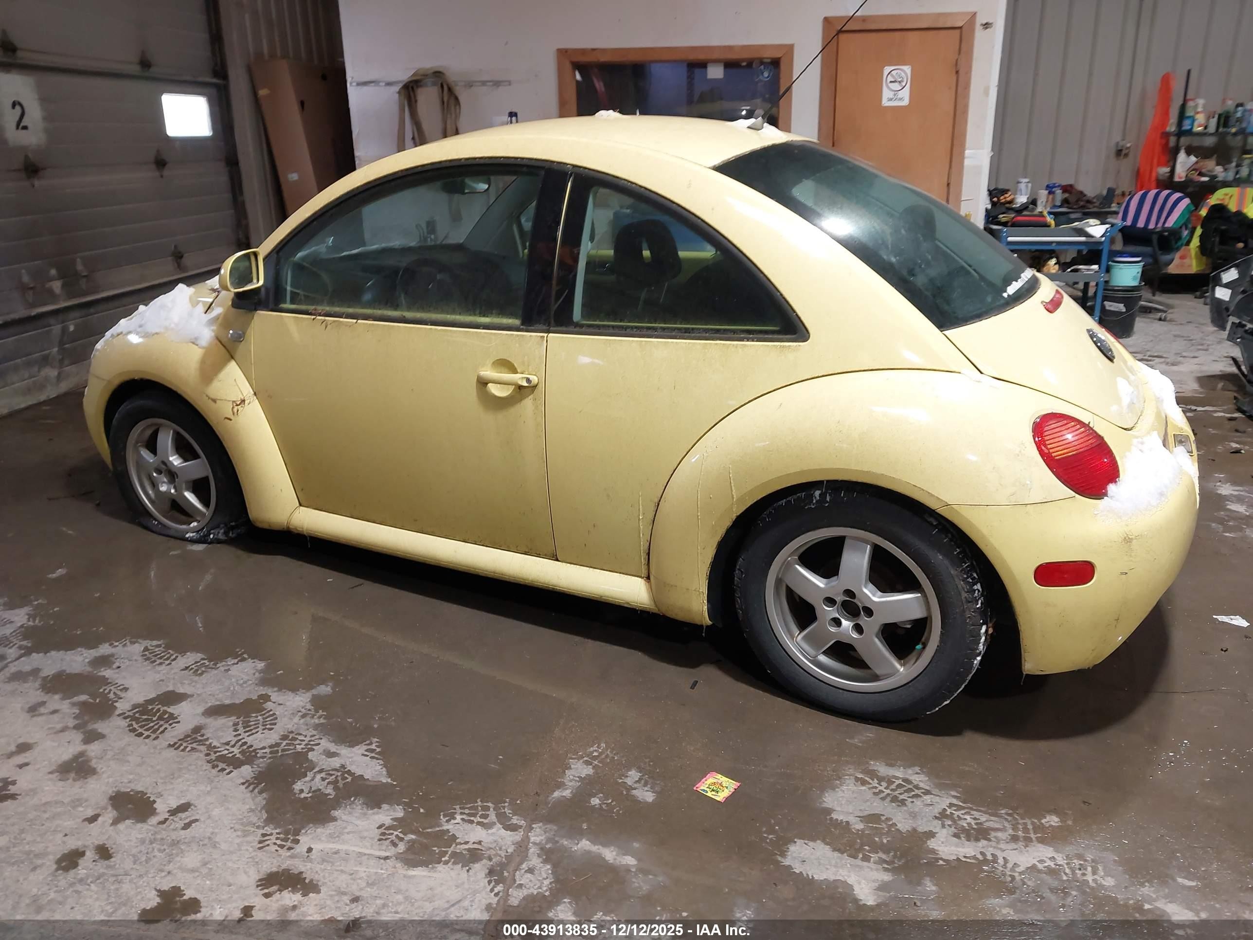 1999 Volkswagen New Beetle Gls Yellow vin: 3VWCA21C6XM417206