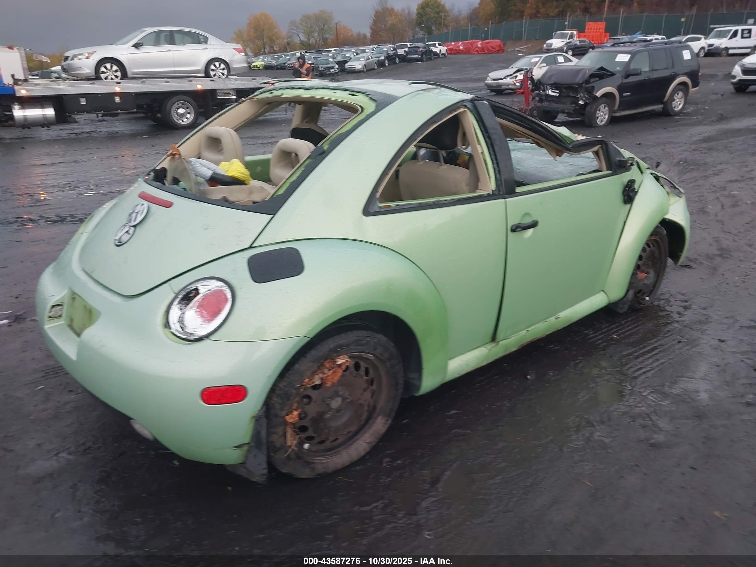 1999 Volkswagen New Beetle Gls Green vin: 3VWCA21C7XM422916