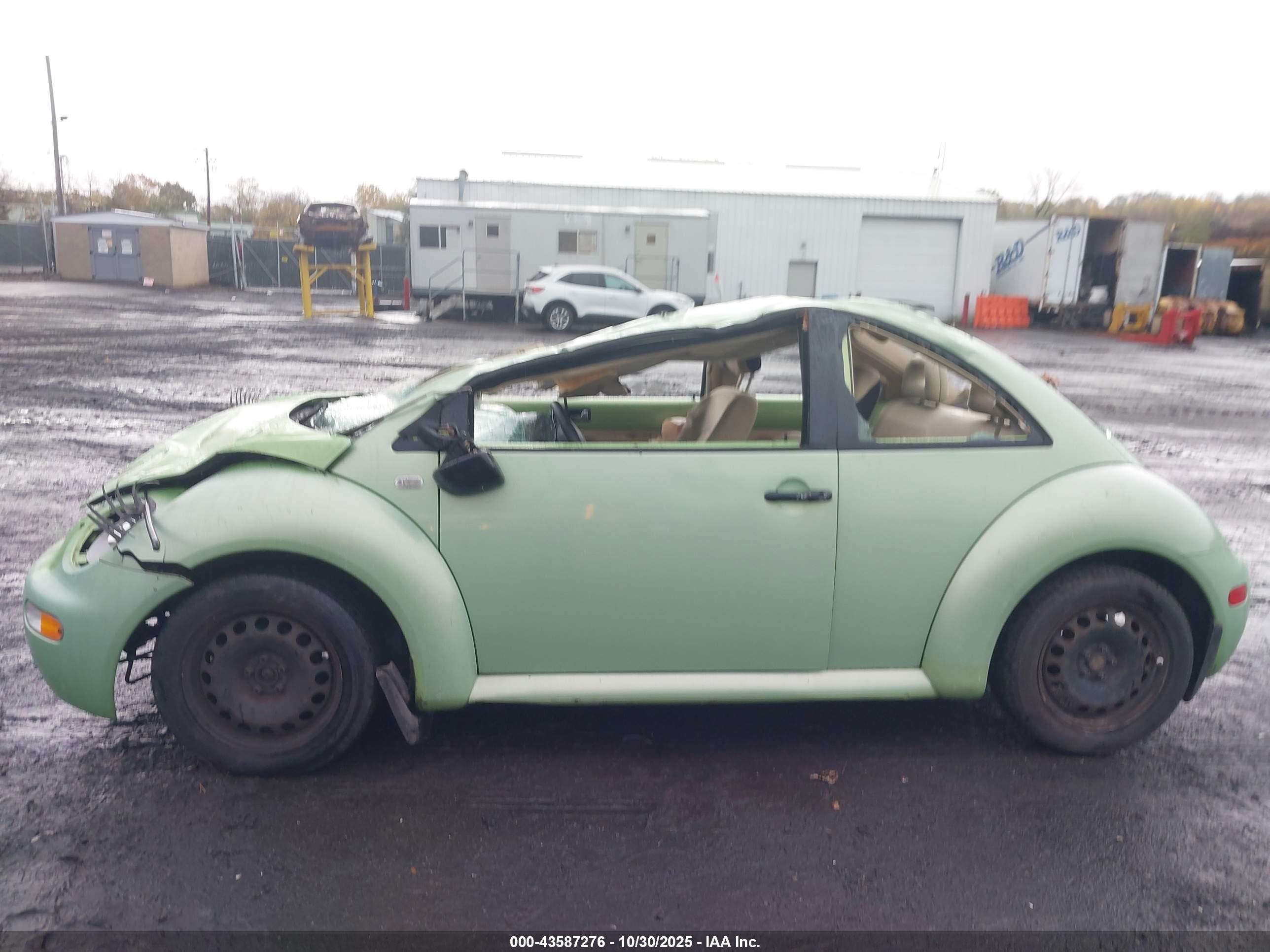 1999 Volkswagen New Beetle Gls Green vin: 3VWCA21C7XM422916