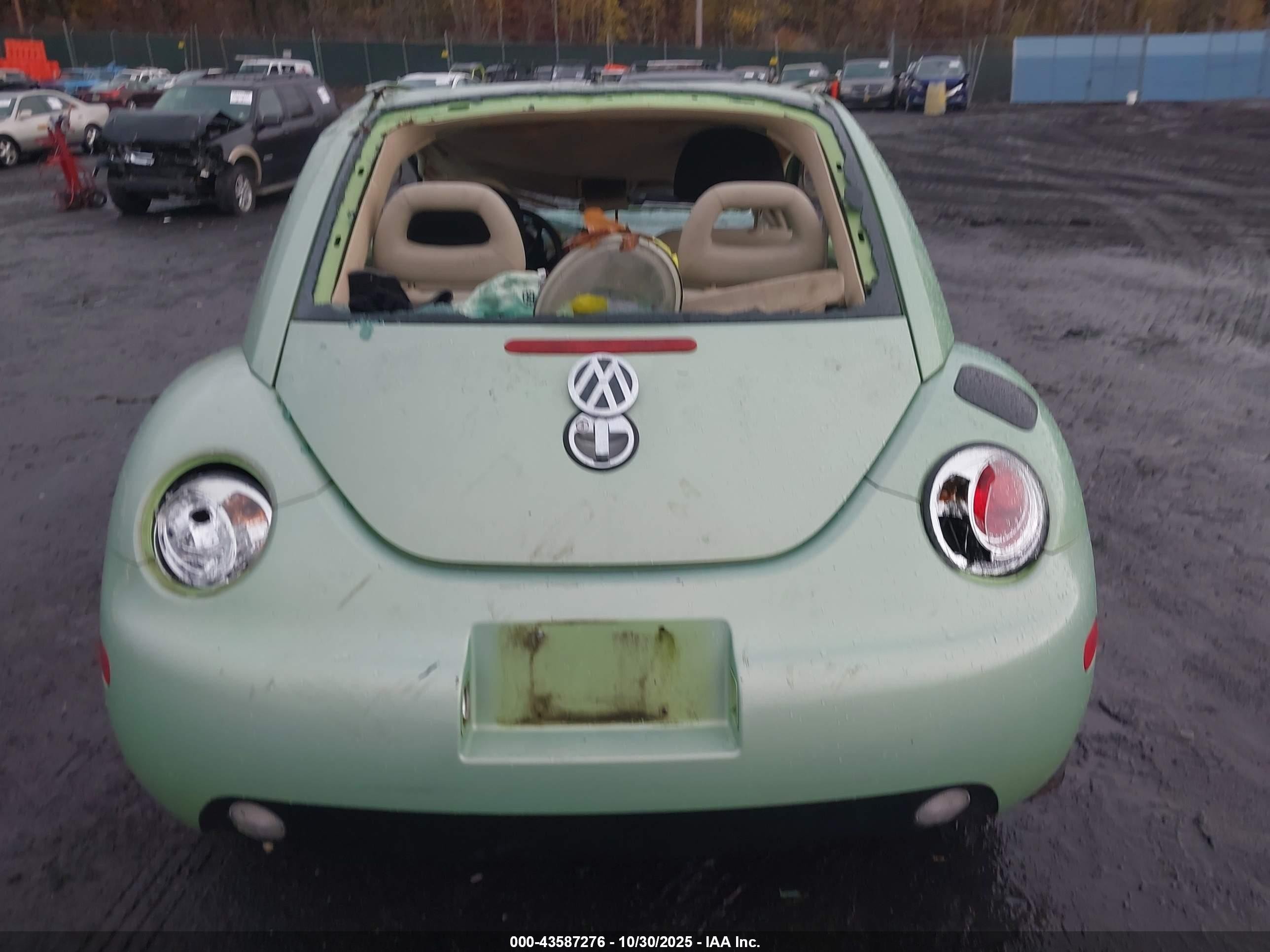 1999 Volkswagen New Beetle Gls Green vin: 3VWCA21C7XM422916