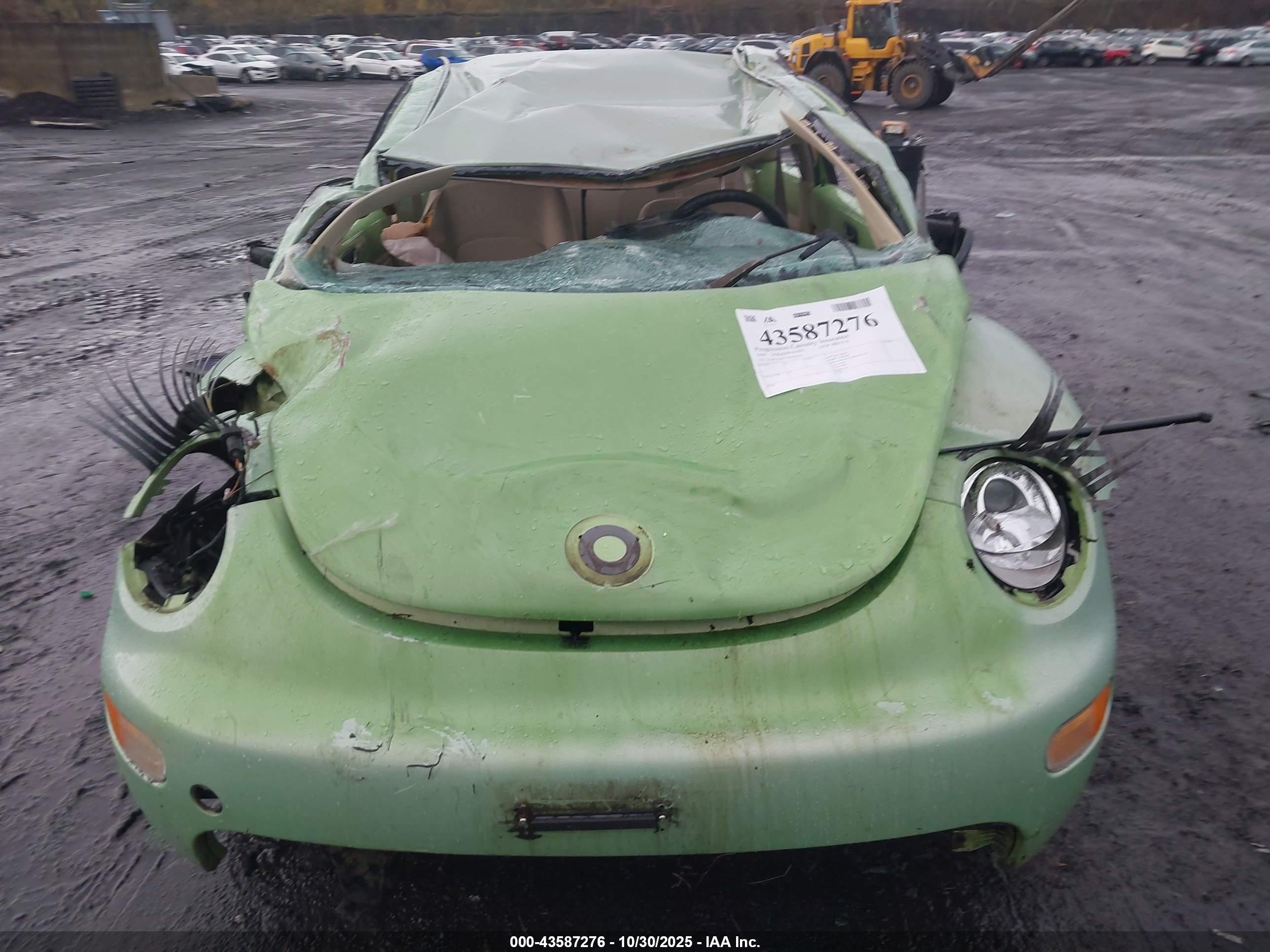 1999 Volkswagen New Beetle Gls Green vin: 3VWCA21C7XM422916