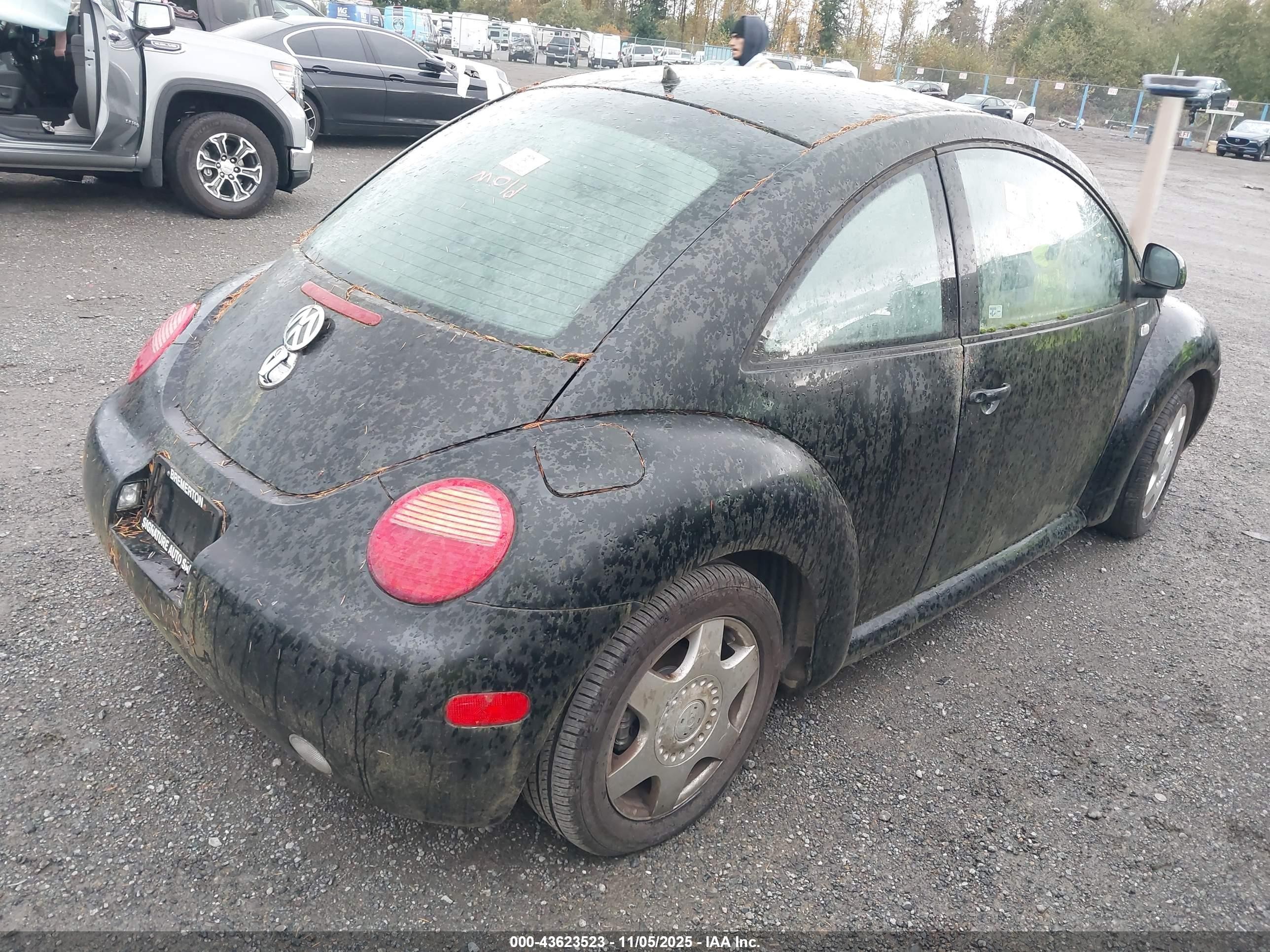 1999 Volkswagen New Beetle Gls Black vin: 3VWCA21C8XM435142