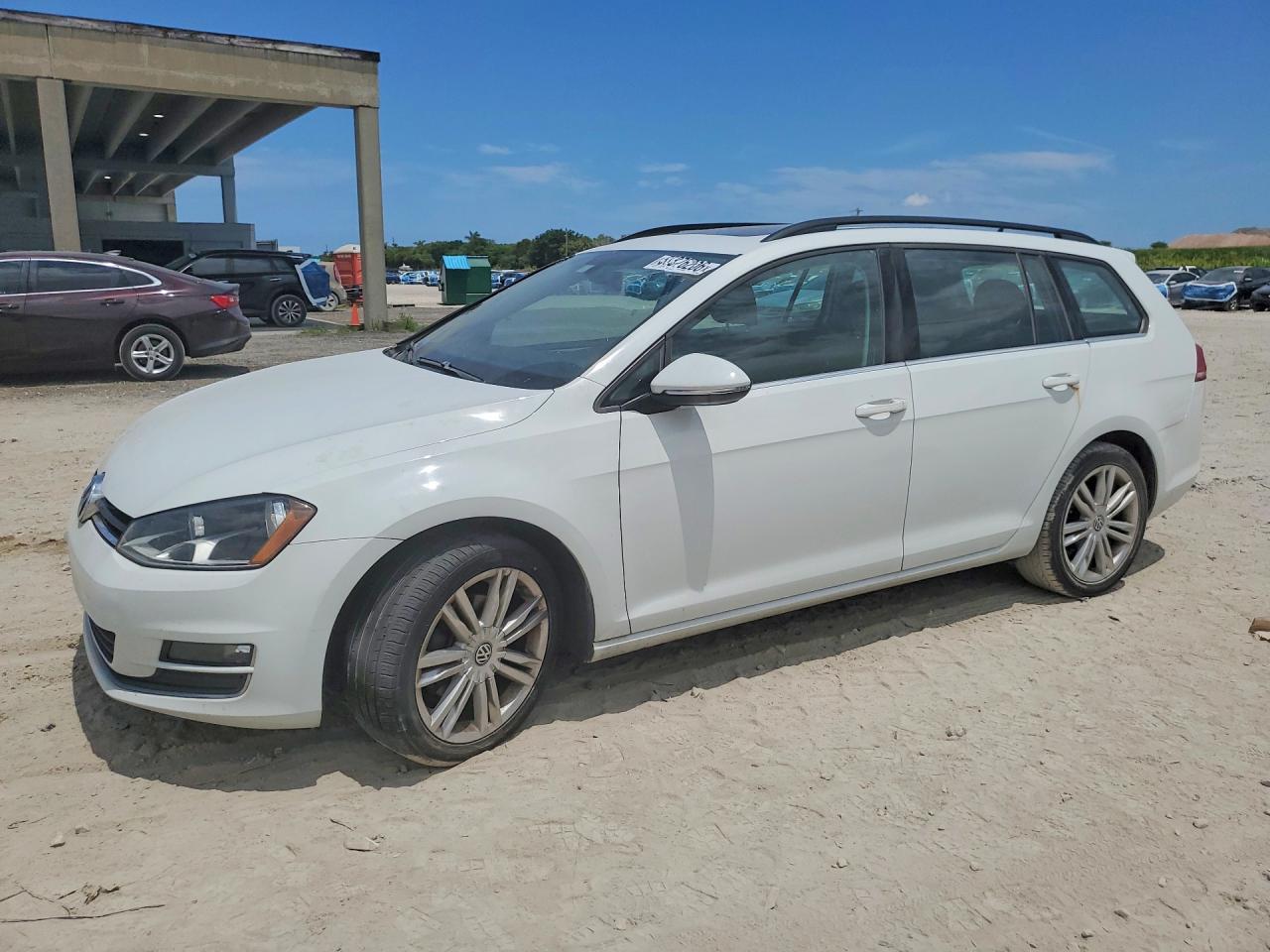 3VWCA7AUXFM515658