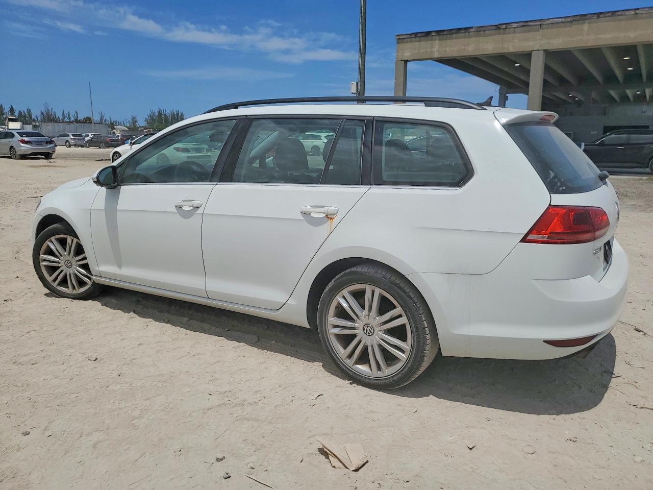 2015 Volkswagen Golf Sportwagen Tdi S White vin: 3VWCA7AUXFM515658