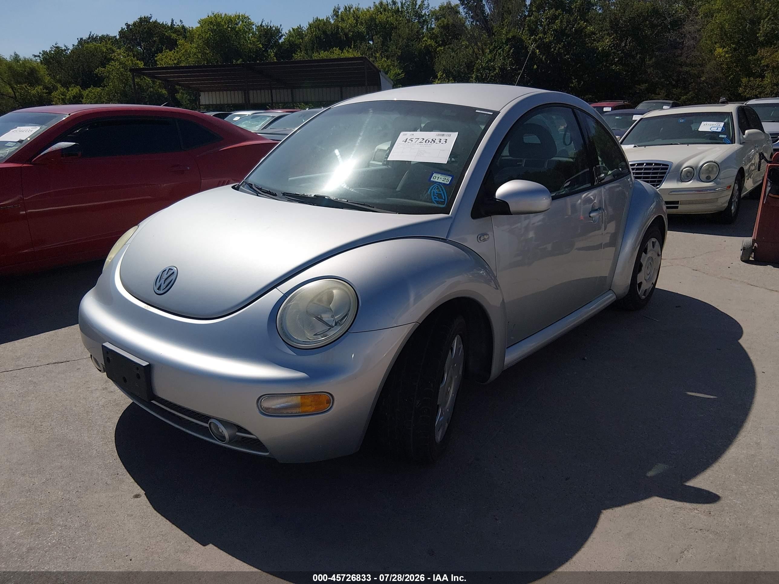 2001 Volkswagen New Beetle Gls Серебряный vin: 3VWCB21C61M454826