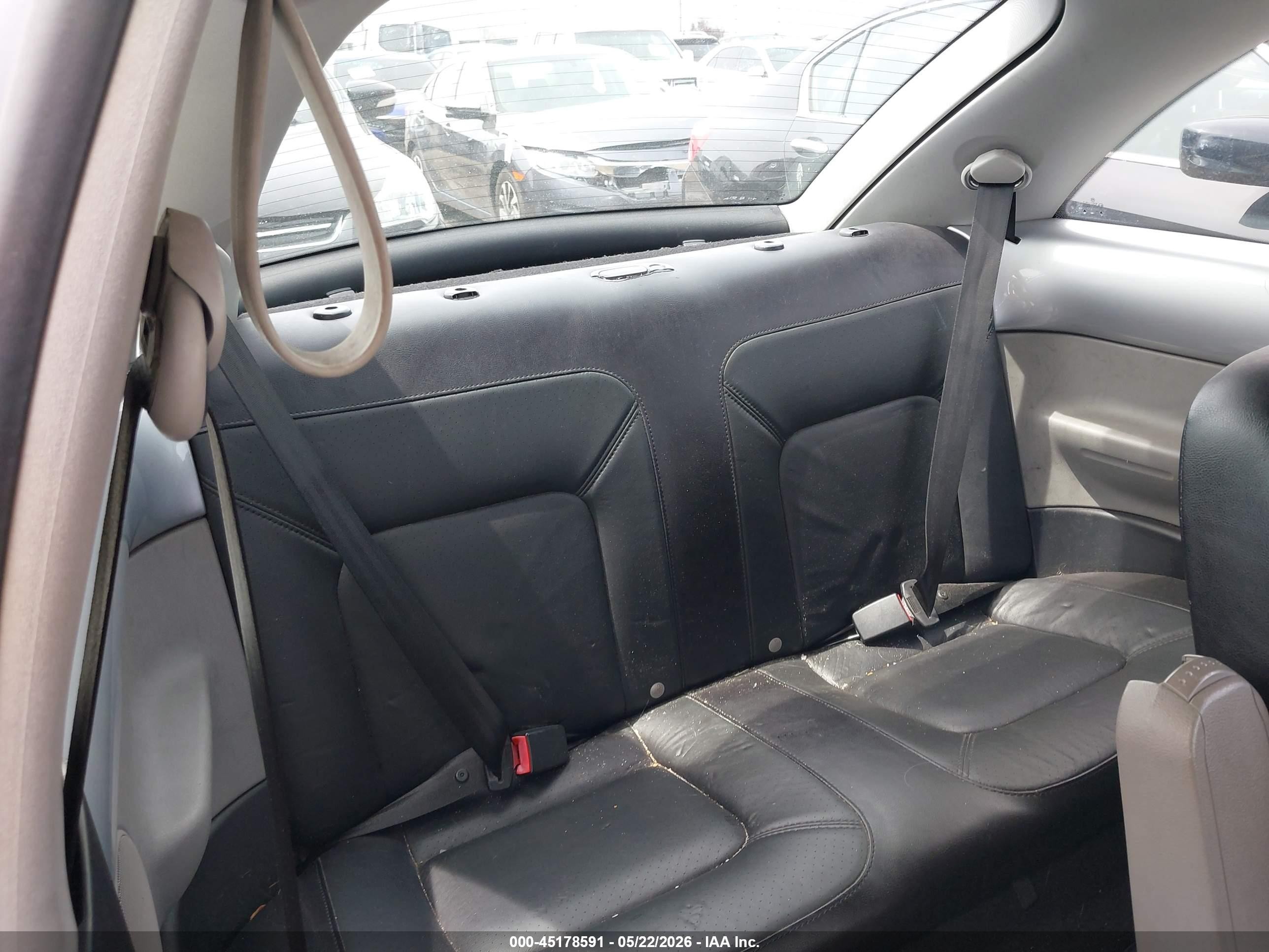 2002 Volkswagen New Beetle Gls Серебряный vin: 3VWCB21C62M442421