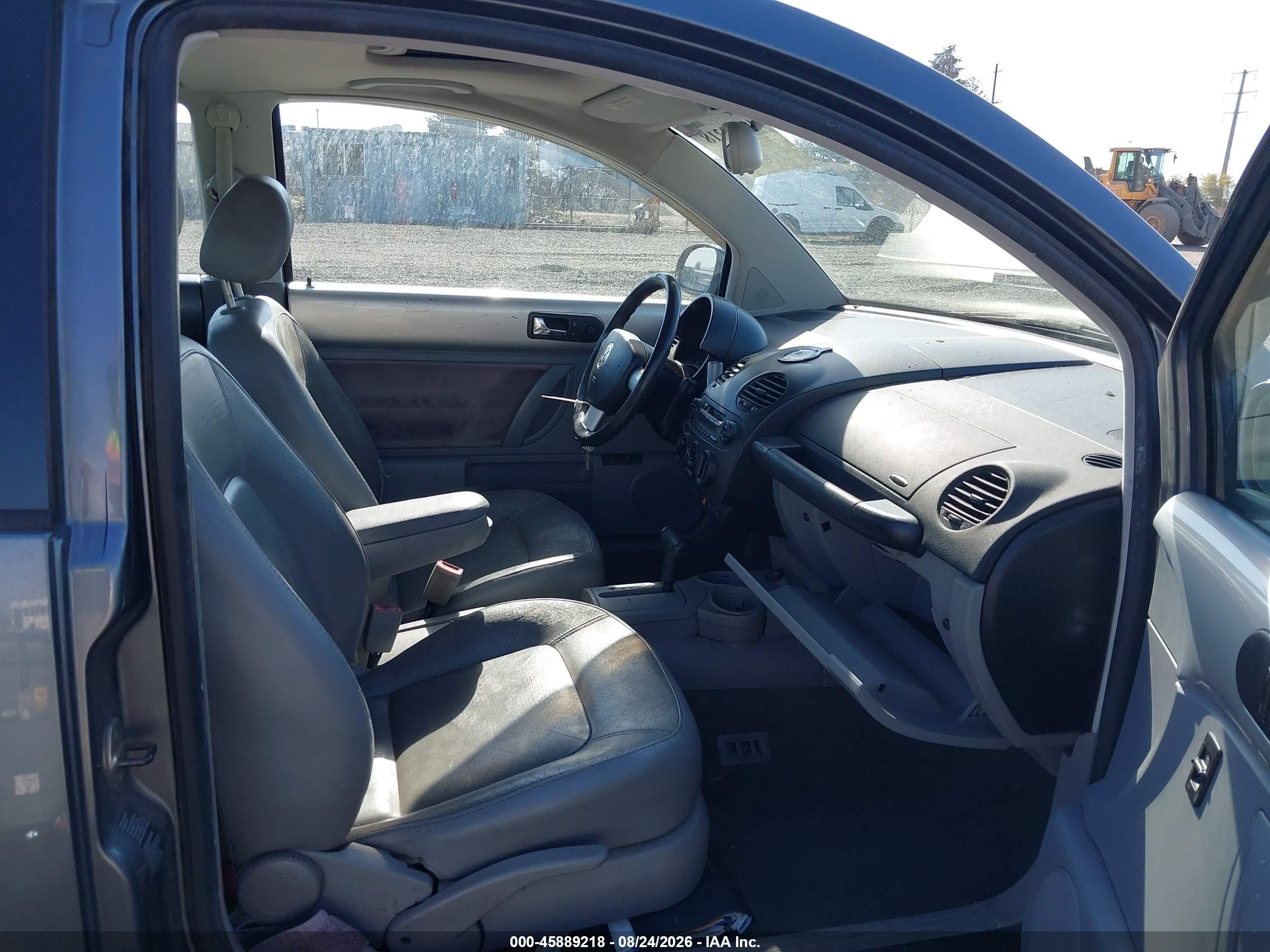 2002 Volkswagen New Beetle Gls Gray vin: 3VWCB21C62M445920