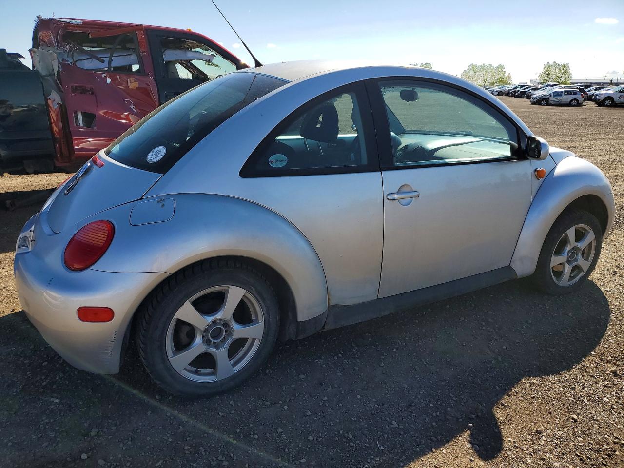 2001 Volkswagen New Beetle Gls Silver vin: 3VWCB21C81M450423