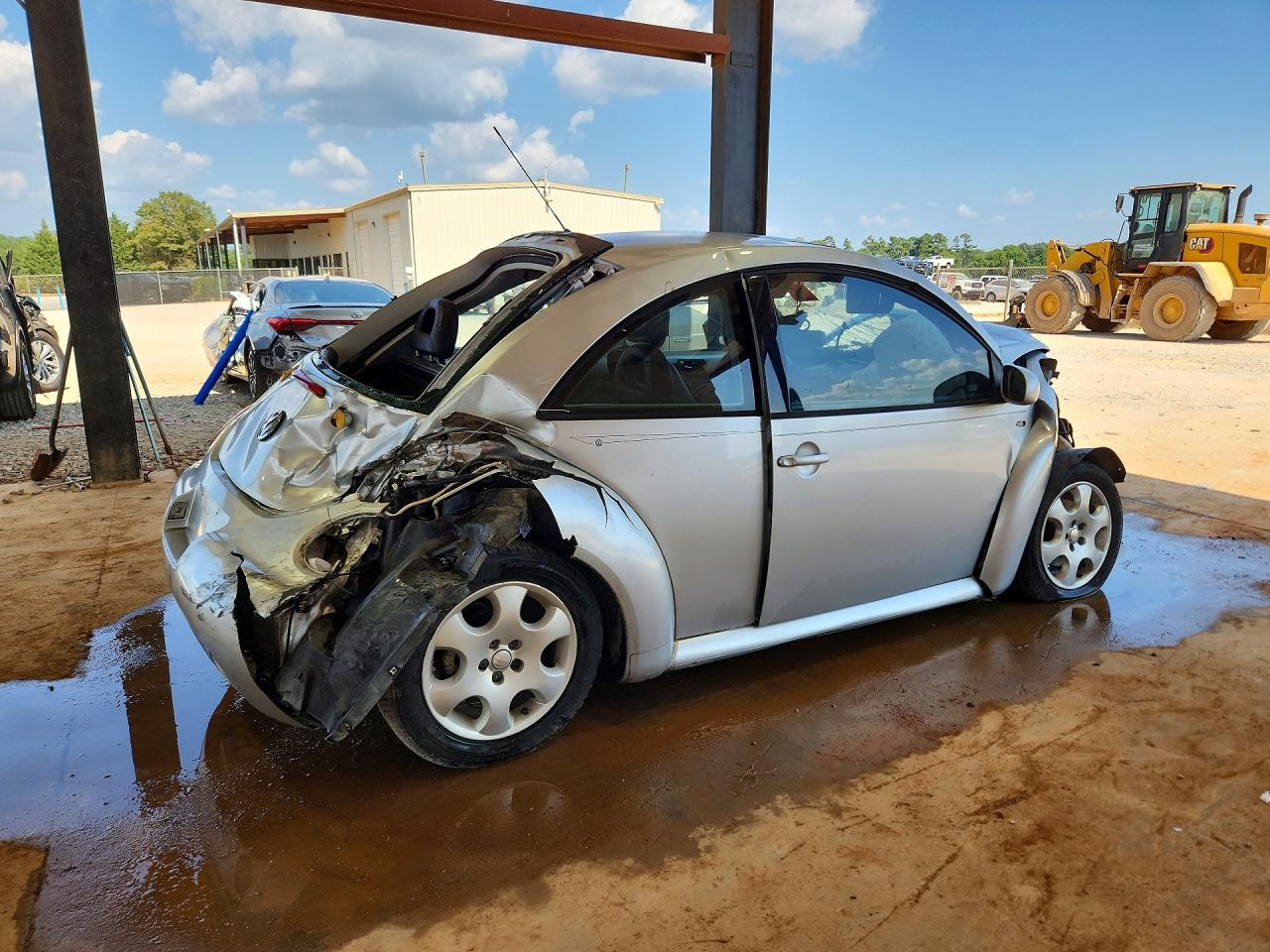 2002 Volkswagen New Beetle Gls Silver vin: 3VWCB21C82M419190