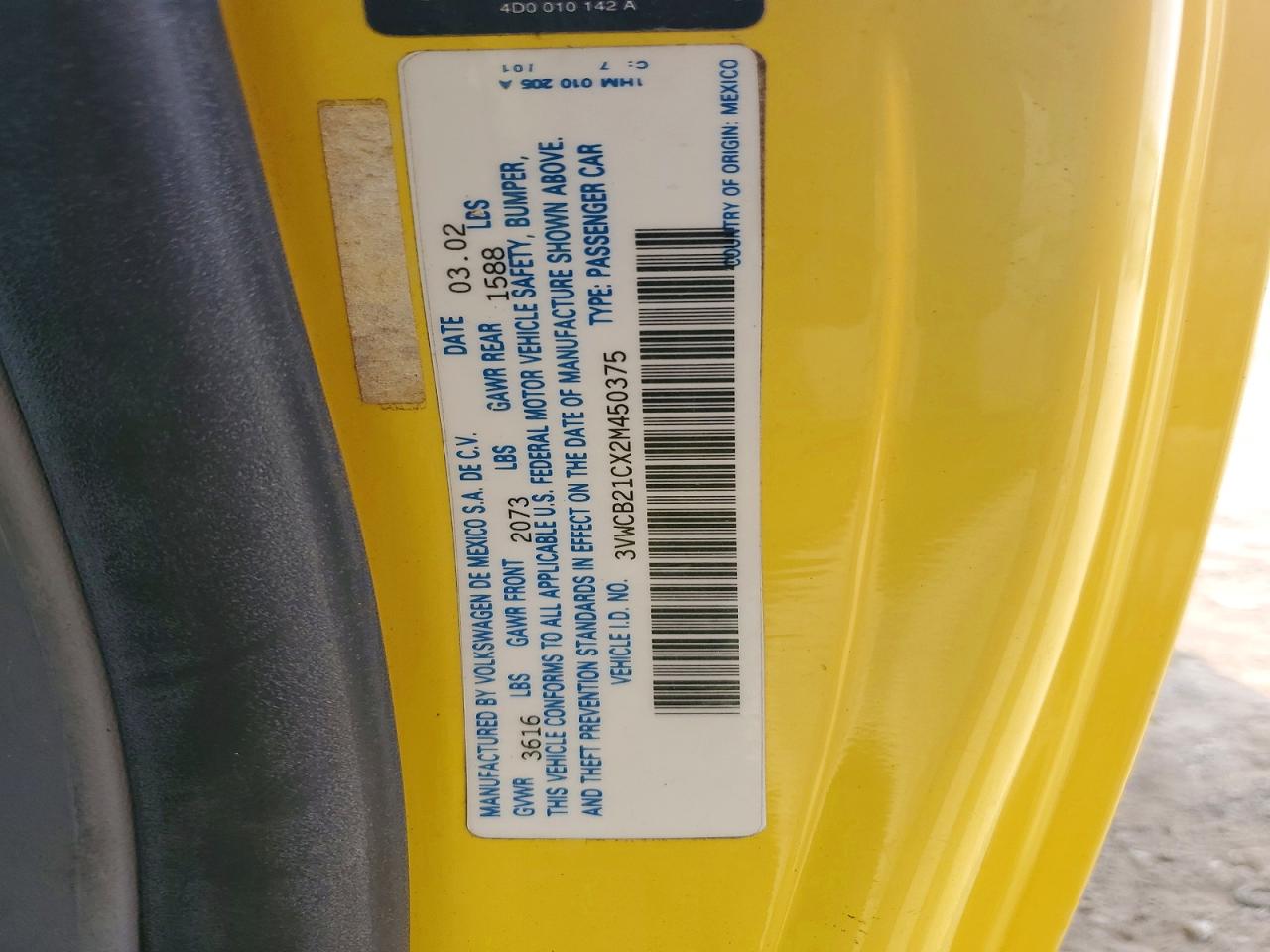 2002 Volkswagen New Beetle Gls Yellow vin: 3VWCB21CX2M450375