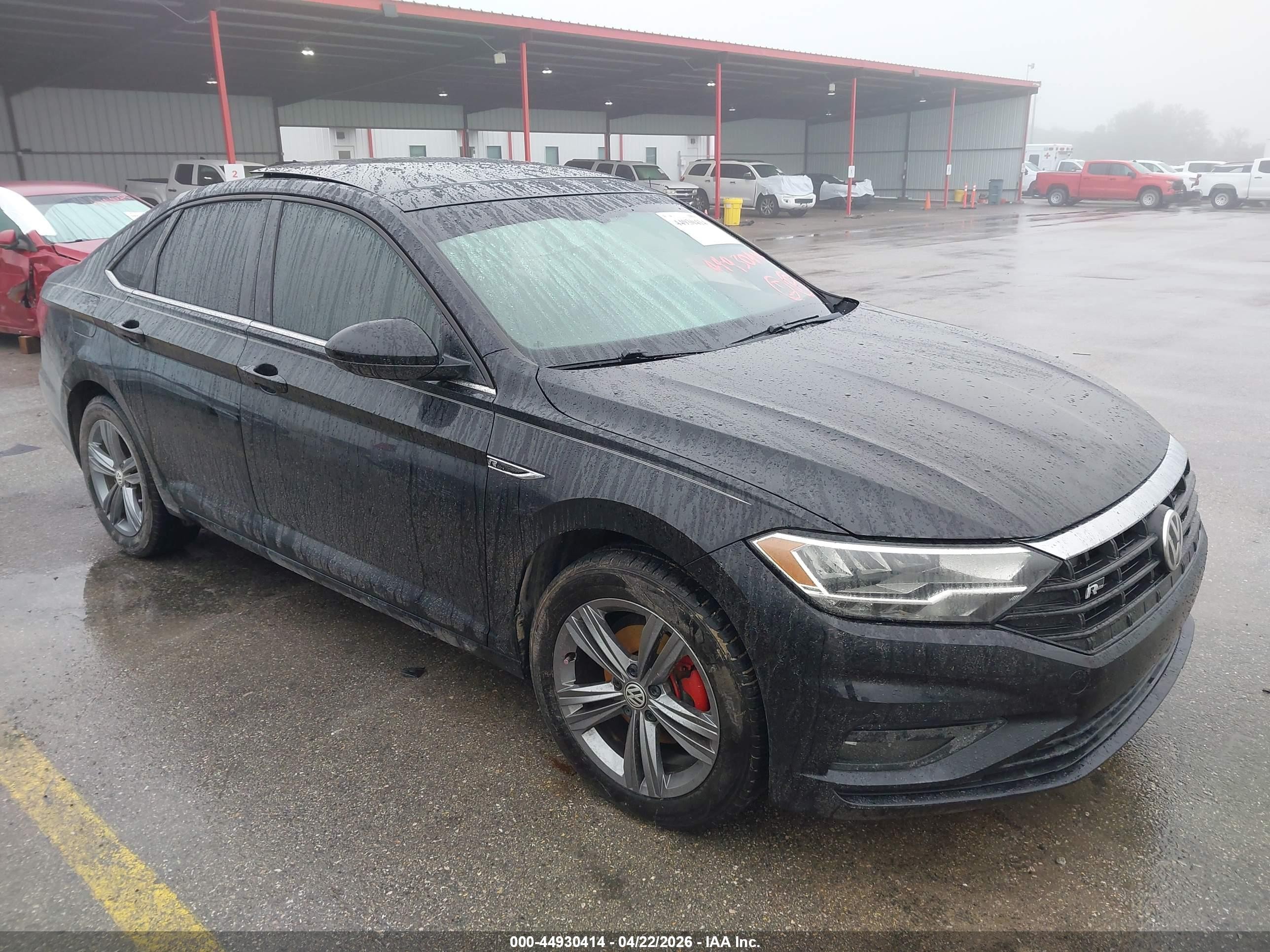 3VWCB7BU2LM070680