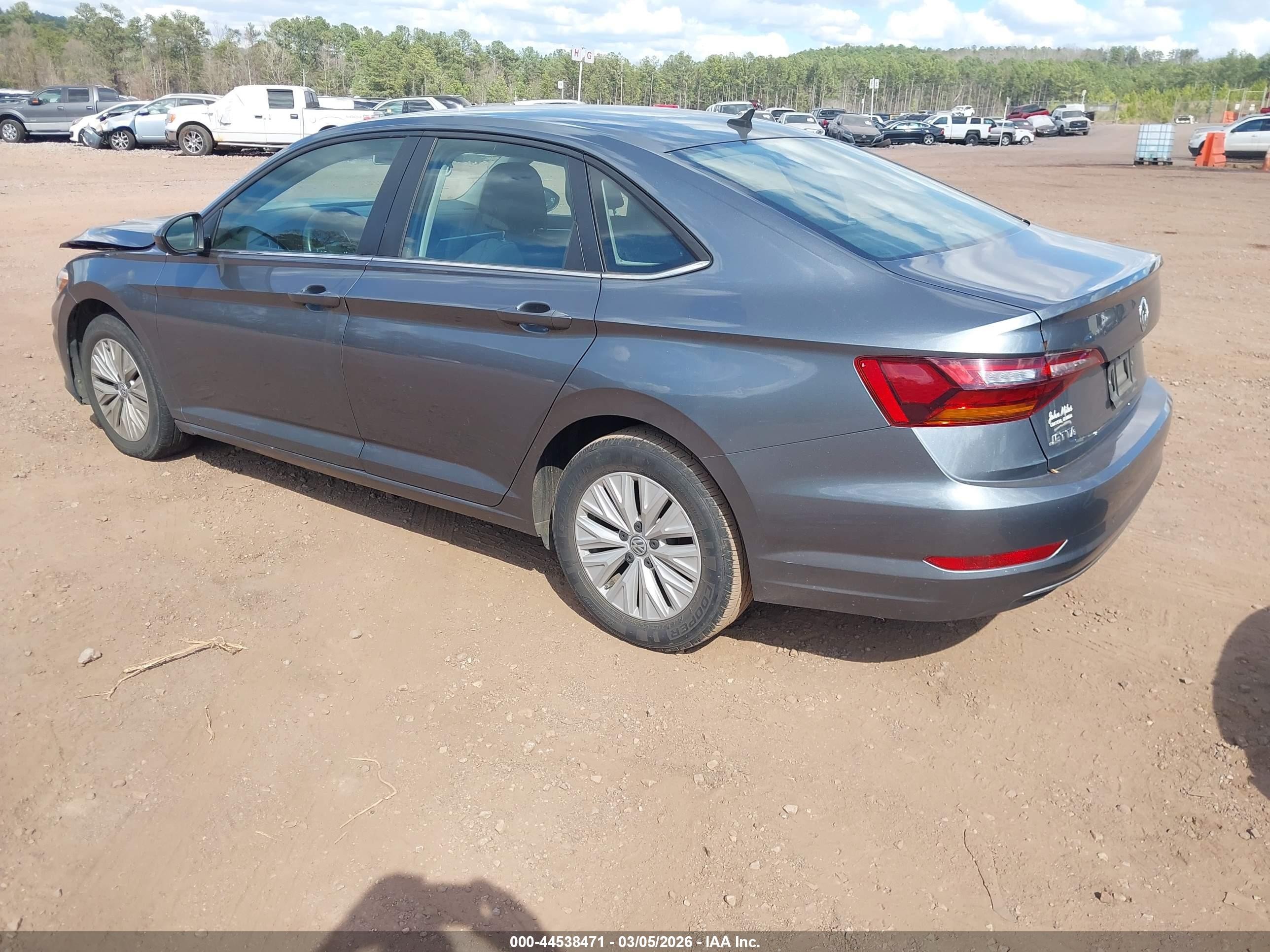 2019 Volkswagen Jetta 1.4t R-line/1.4t S/1.4t Se Черный vin: 3VWCB7BU4KM135303