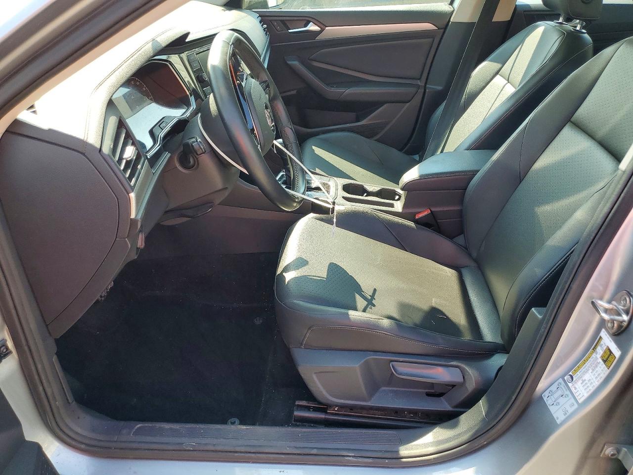 2019 Volkswagen Jetta S Серебряный vin: 3VWCB7BU6KM208381