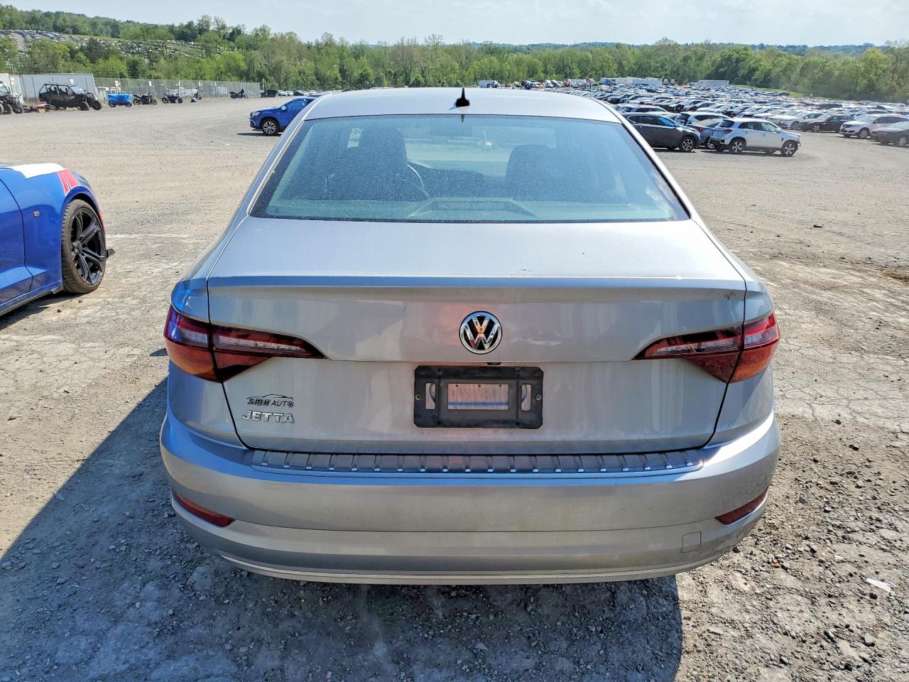 2019 Volkswagen Jetta S Серебряный vin: 3VWCB7BU6KM208381