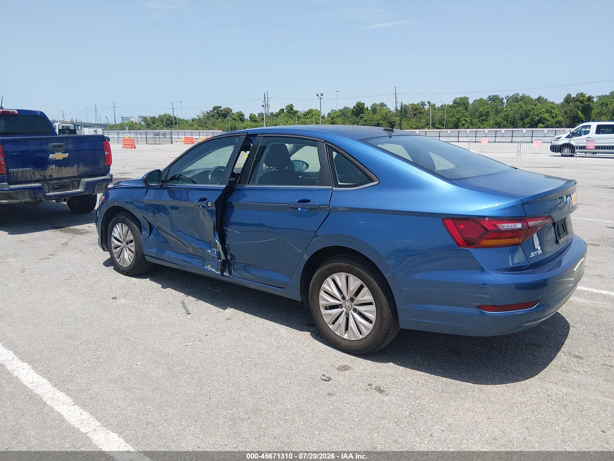 2019 Volkswagen Jetta 1.4t R-line/1.4t S/1.4t Se Blue vin: 3VWCB7BU7KM226002