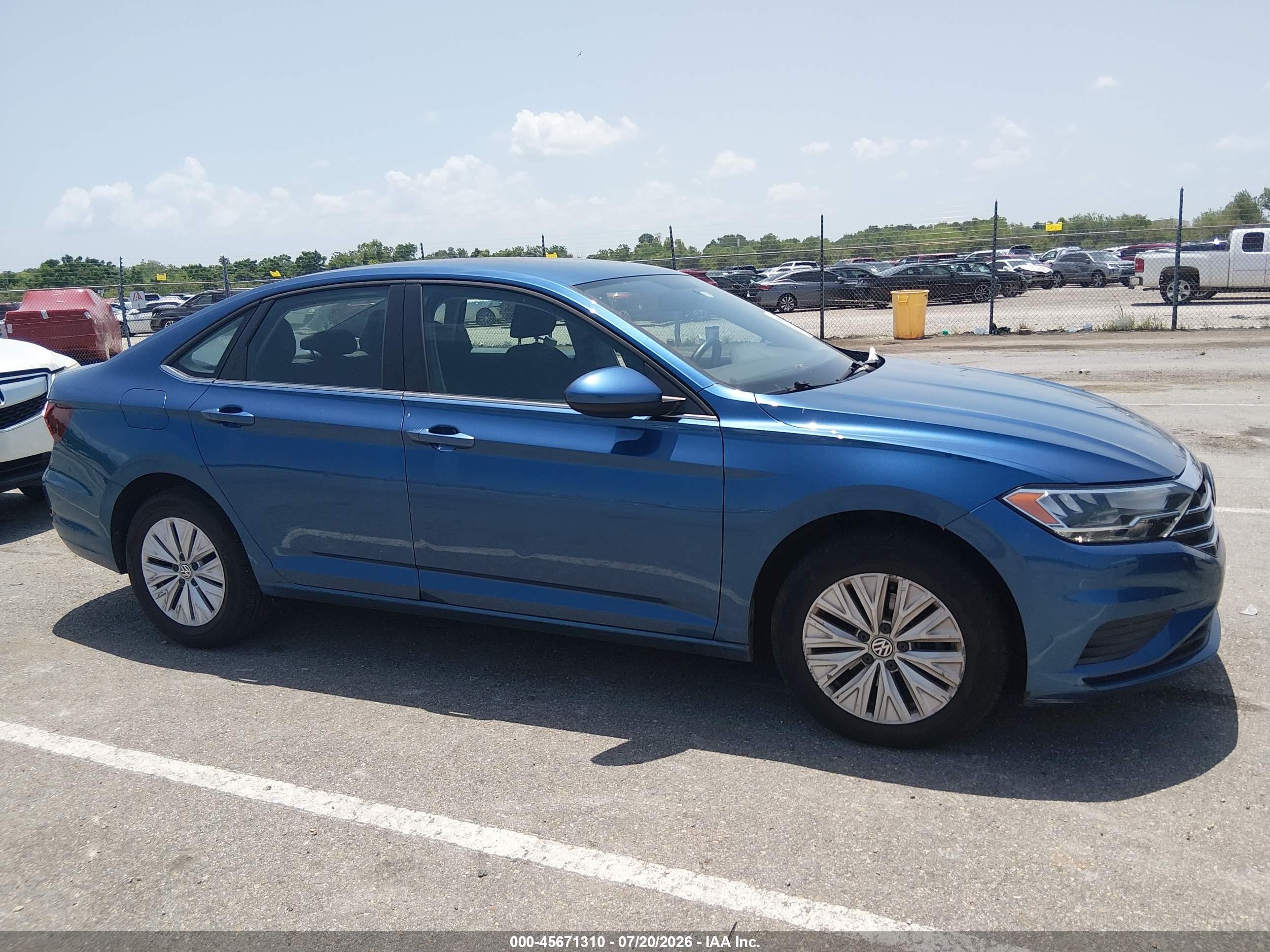 2019 Volkswagen Jetta 1.4t R-line/1.4t S/1.4t Se Blue vin: 3VWCB7BU7KM226002