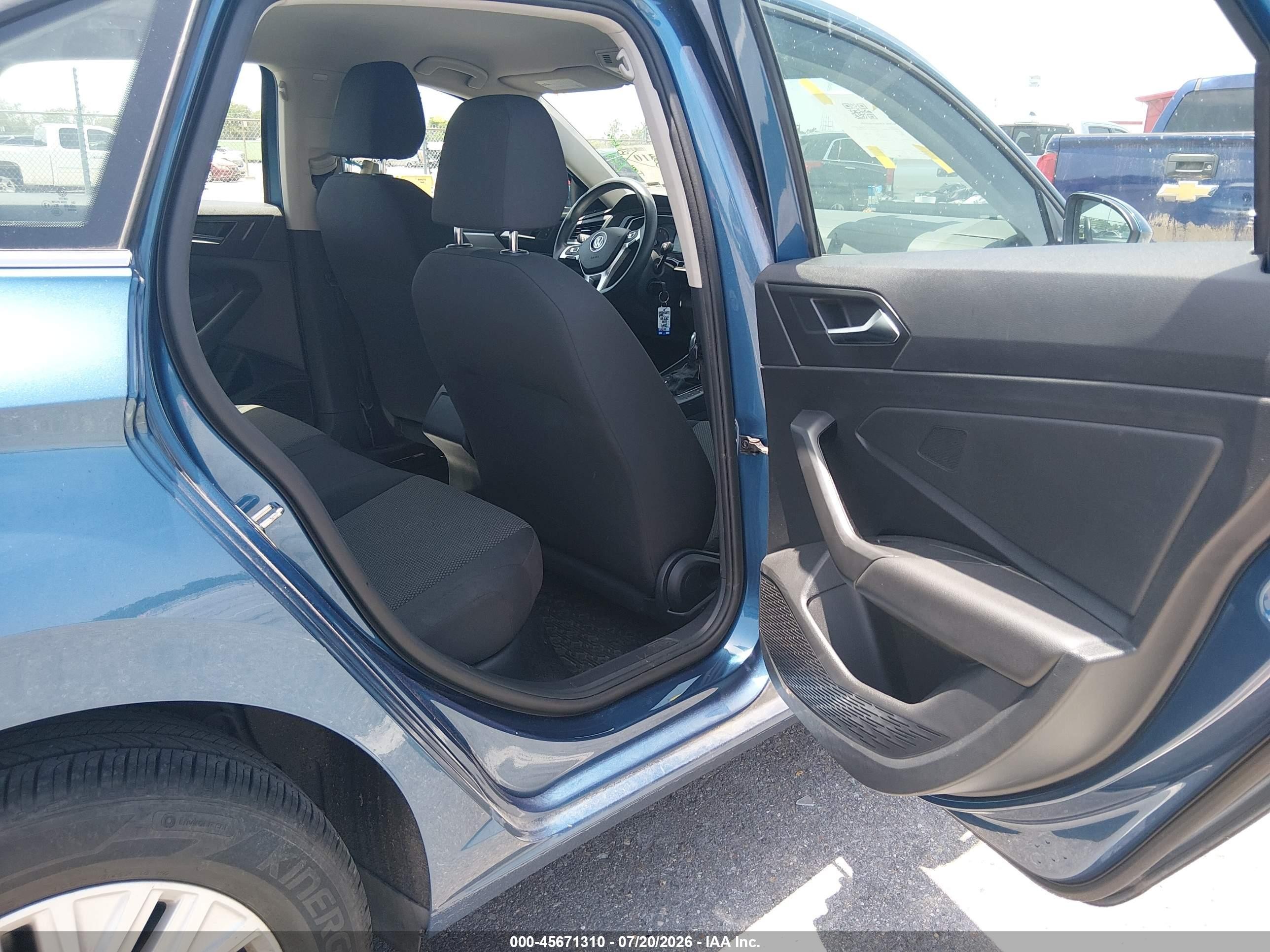 2019 Volkswagen Jetta 1.4t R-line/1.4t S/1.4t Se Blue vin: 3VWCB7BU7KM226002