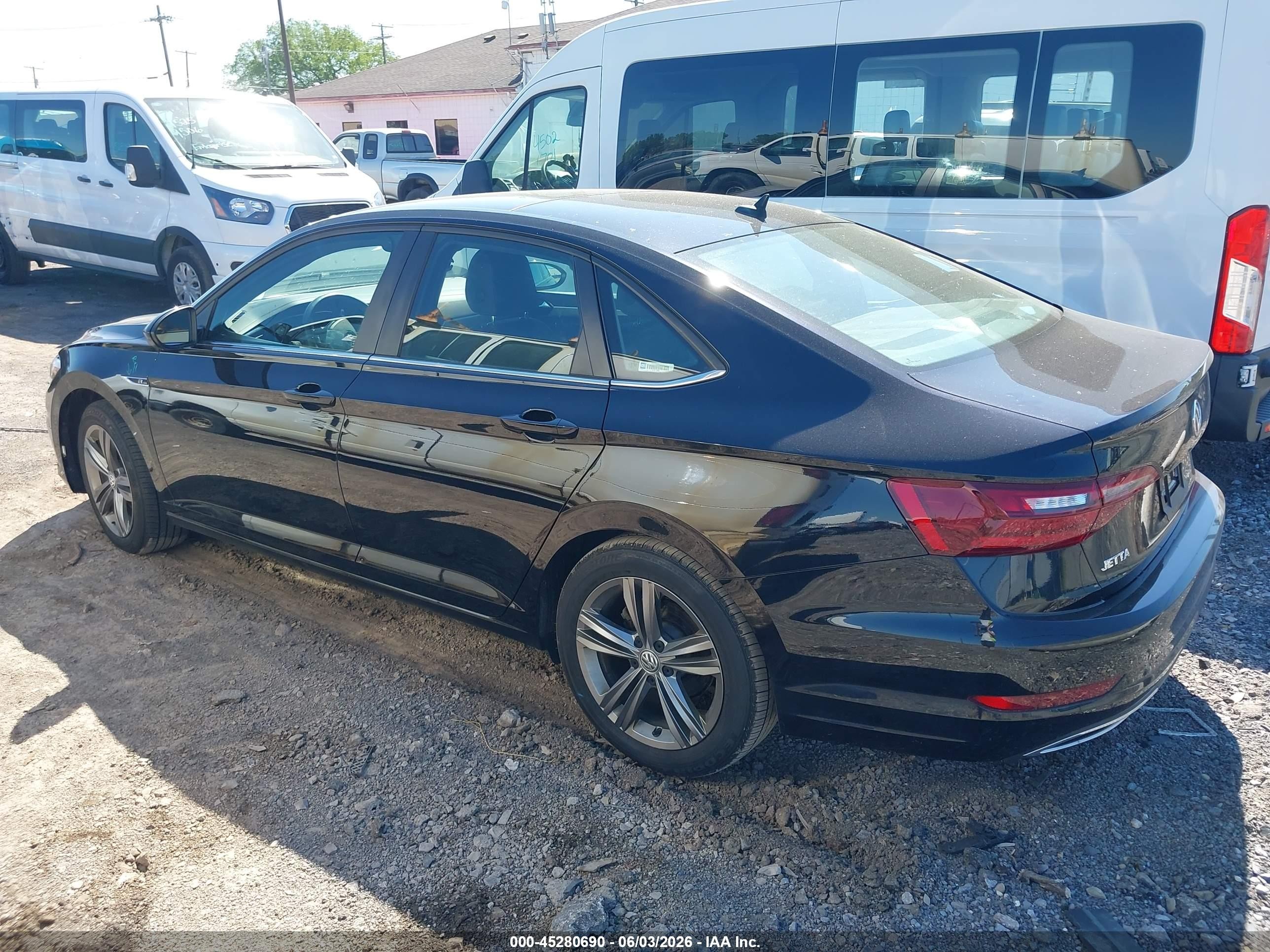 2020 Volkswagen Jetta 1.4t R-line/1.4t S/1.4t Se Черный vin: 3VWCB7BU7LM022222