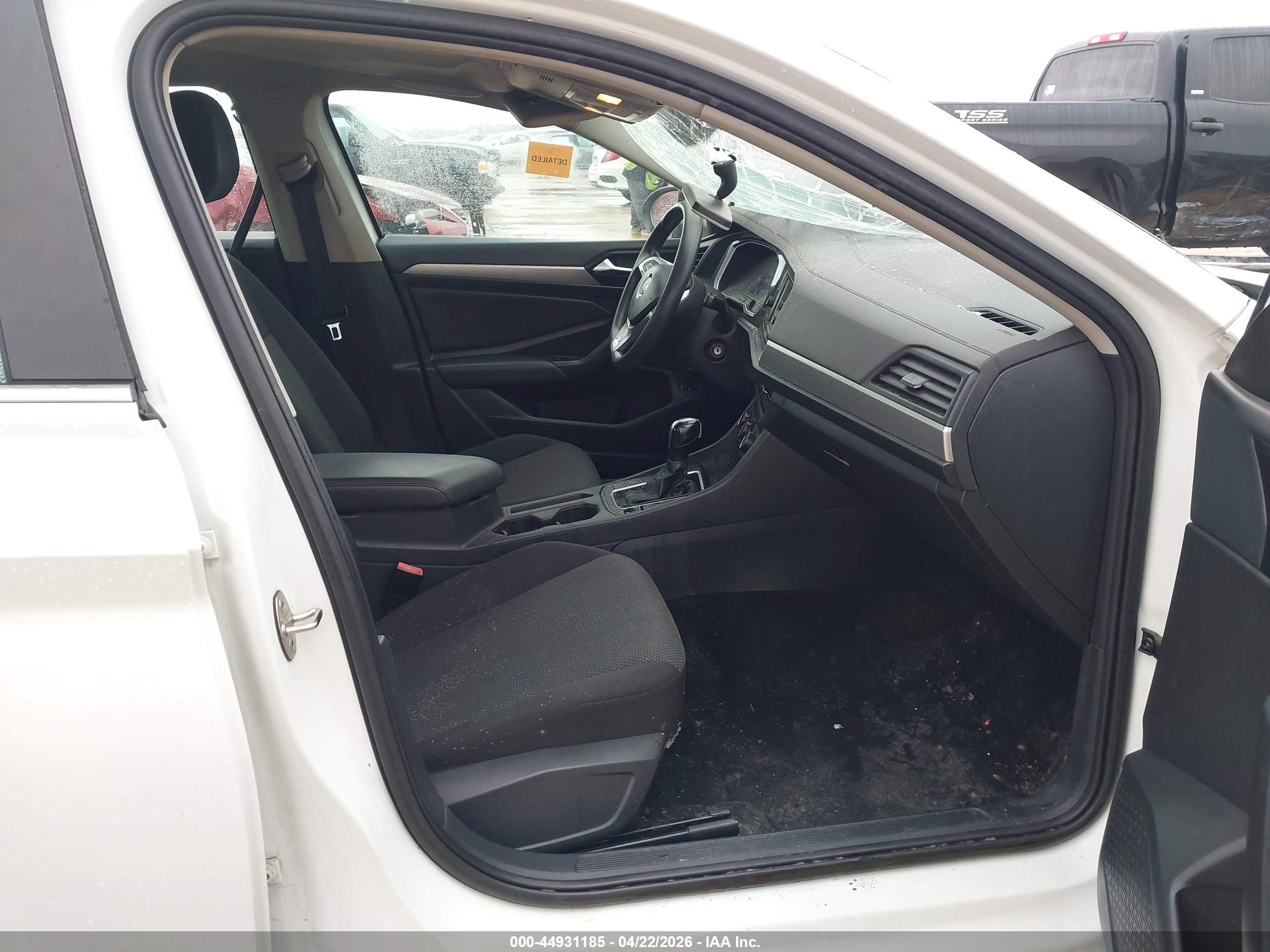 2020 Volkswagen Jetta 1.4t R-line/1.4t S/1.4t Se White vin: 3VWCB7BU8LM042138