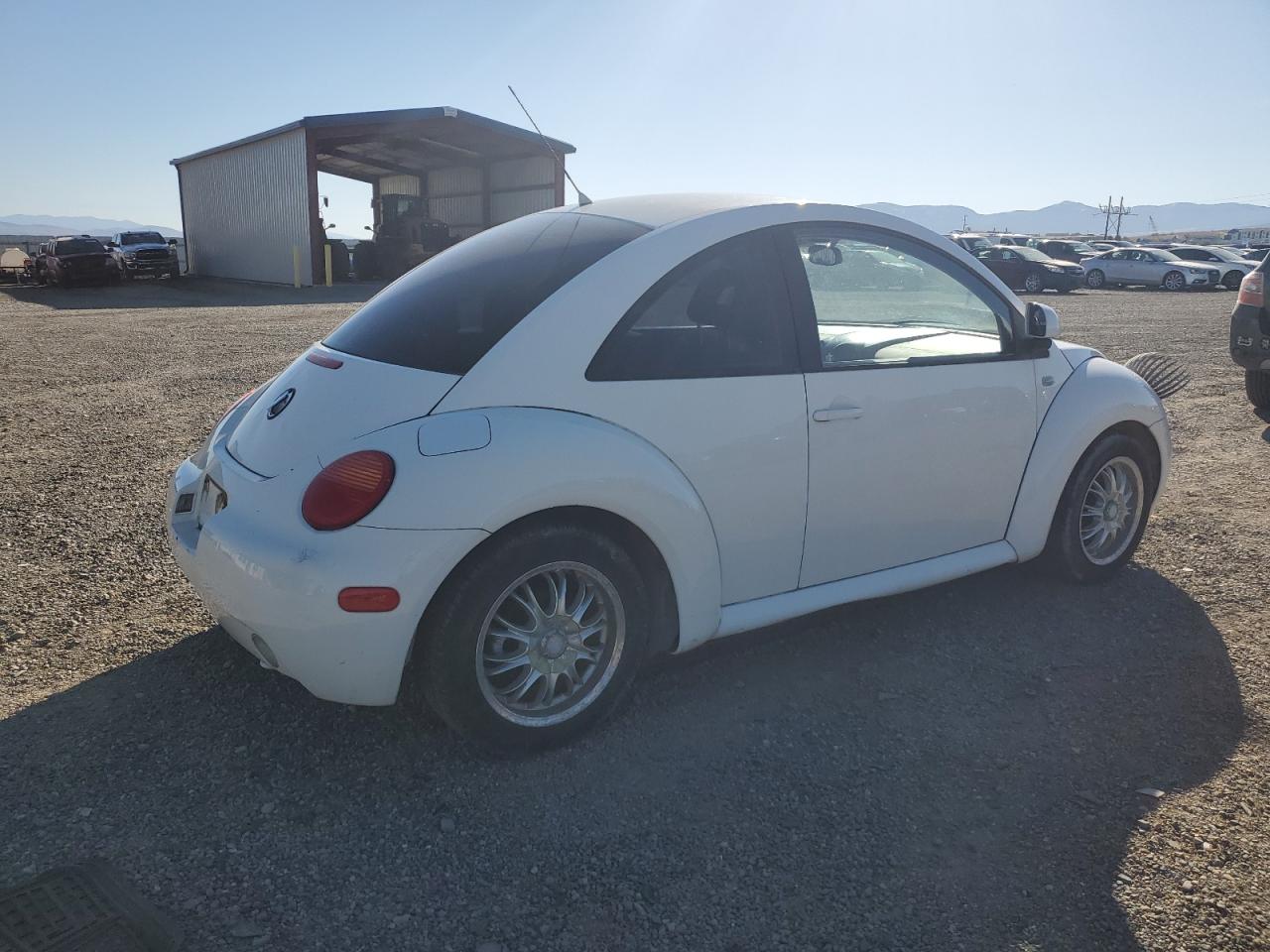 1999 Volkswagen New Beetle Gls White vin: 3VWCC21C1XM402302