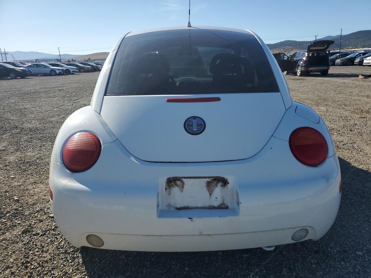 1999 Volkswagen New Beetle Gls White vin: 3VWCC21C1XM402302