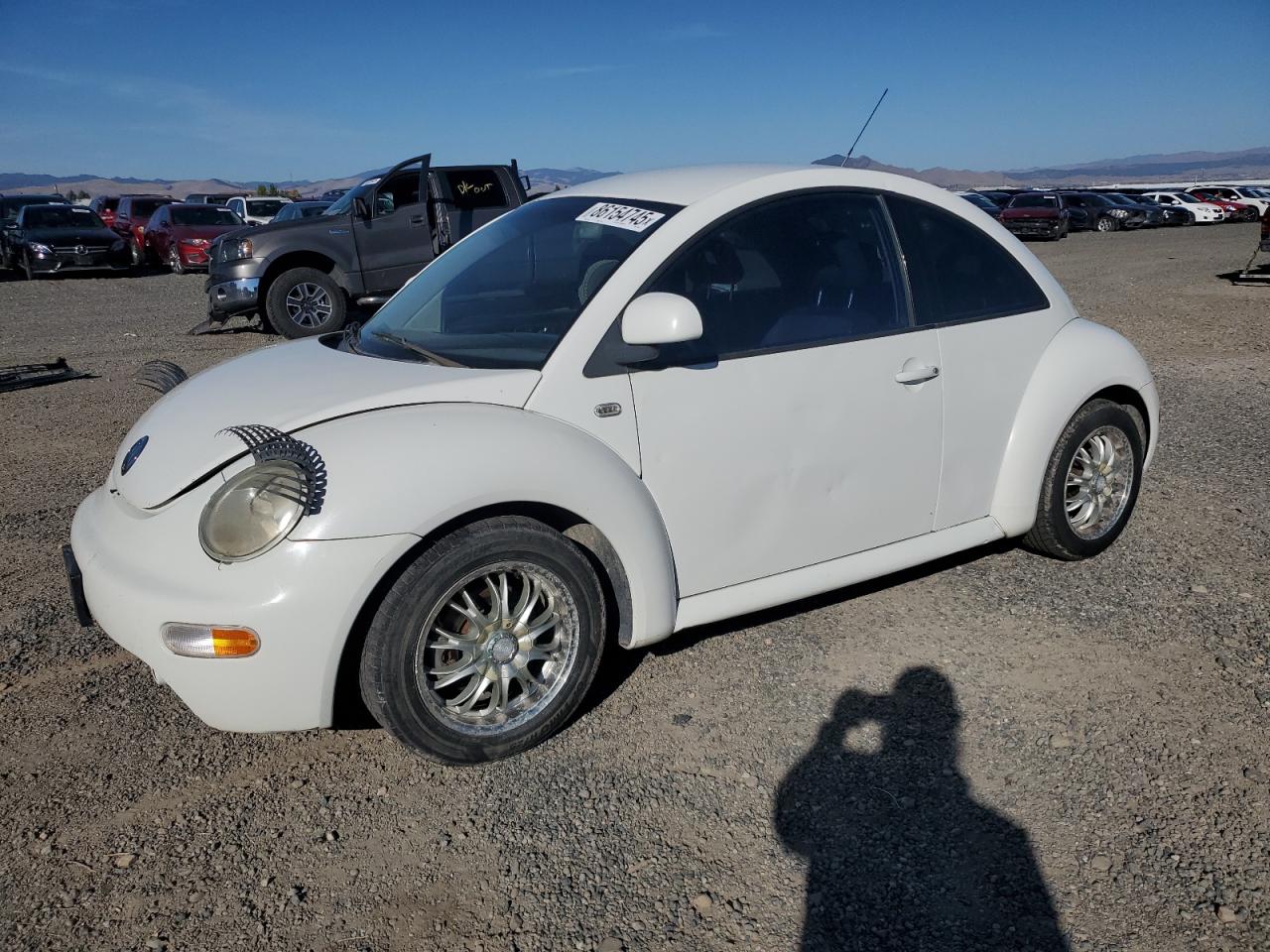 1999 Volkswagen New Beetle Gls White vin: 3VWCC21C1XM402302