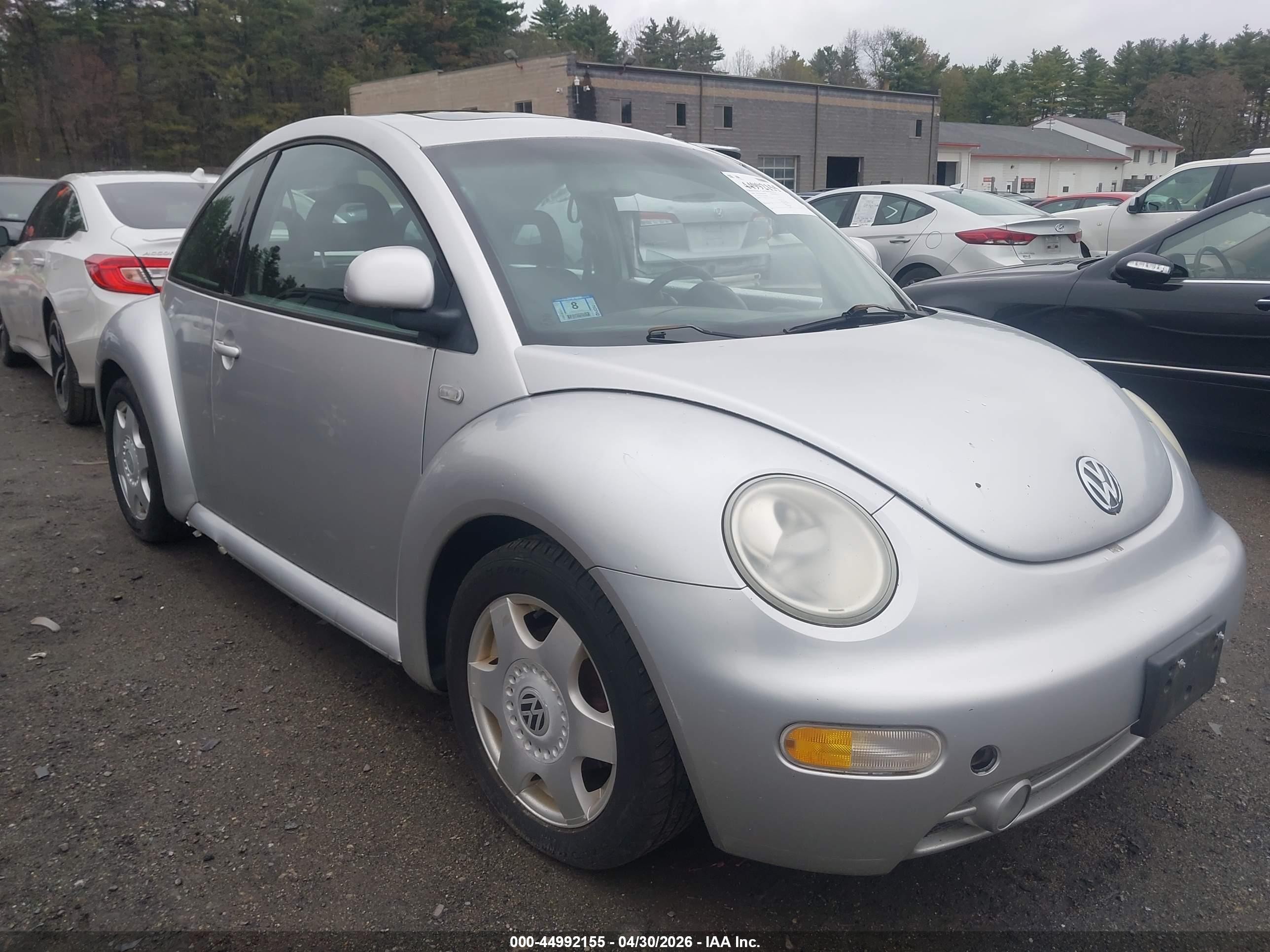 3VWCC21C1YM438864