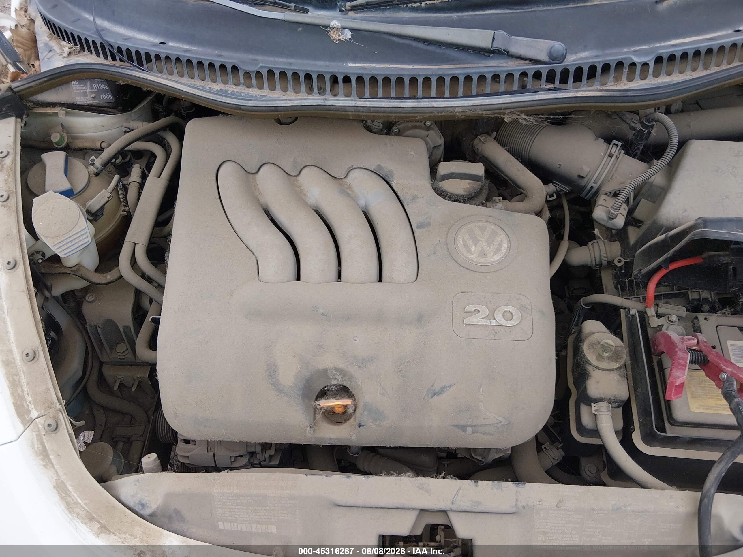 2000 Volkswagen New Beetle Gls White vin: 3VWCC21C3YM454760