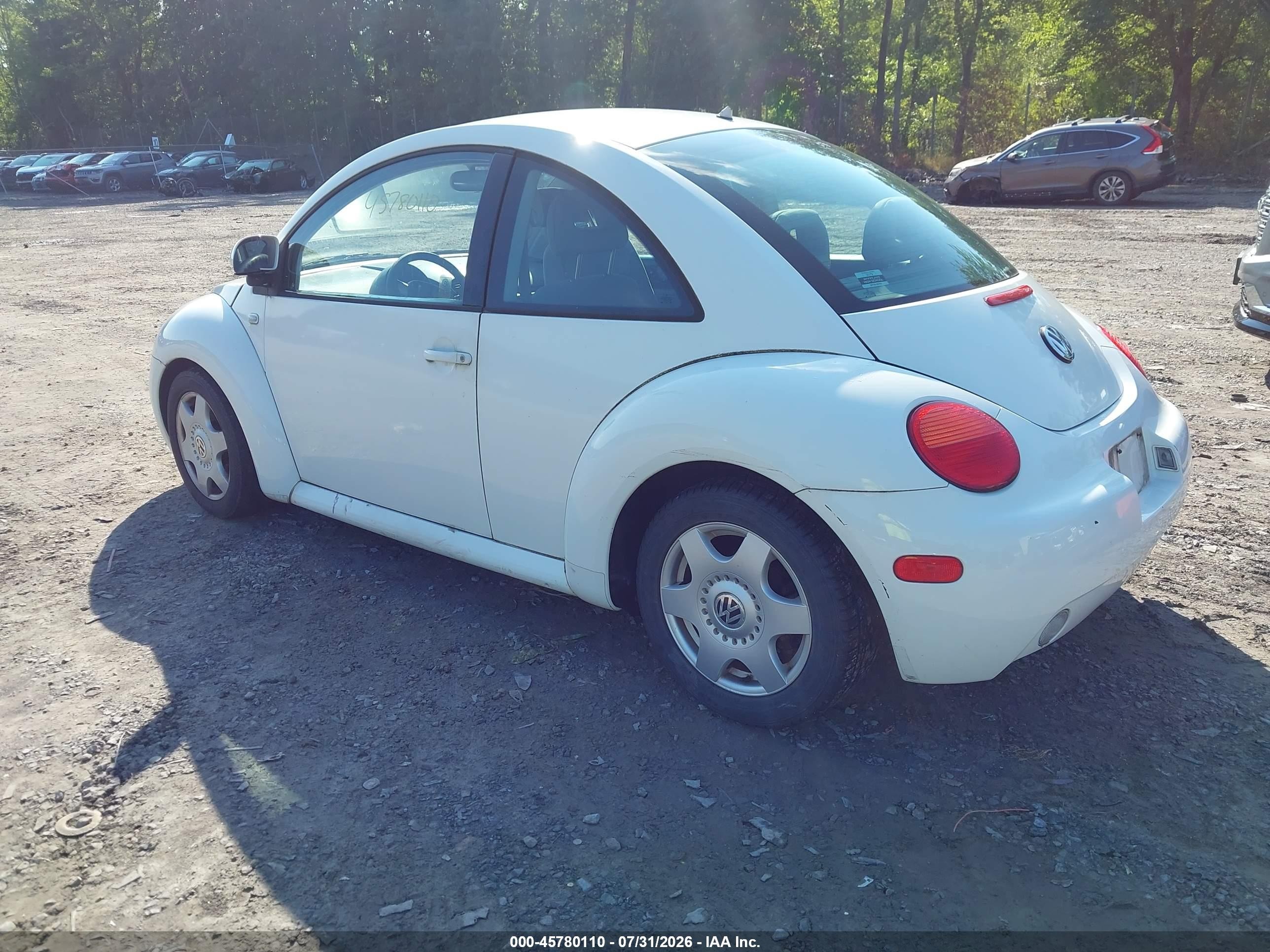 1999 Volkswagen New Beetle Gls White vin: 3VWCC21C4XM407851