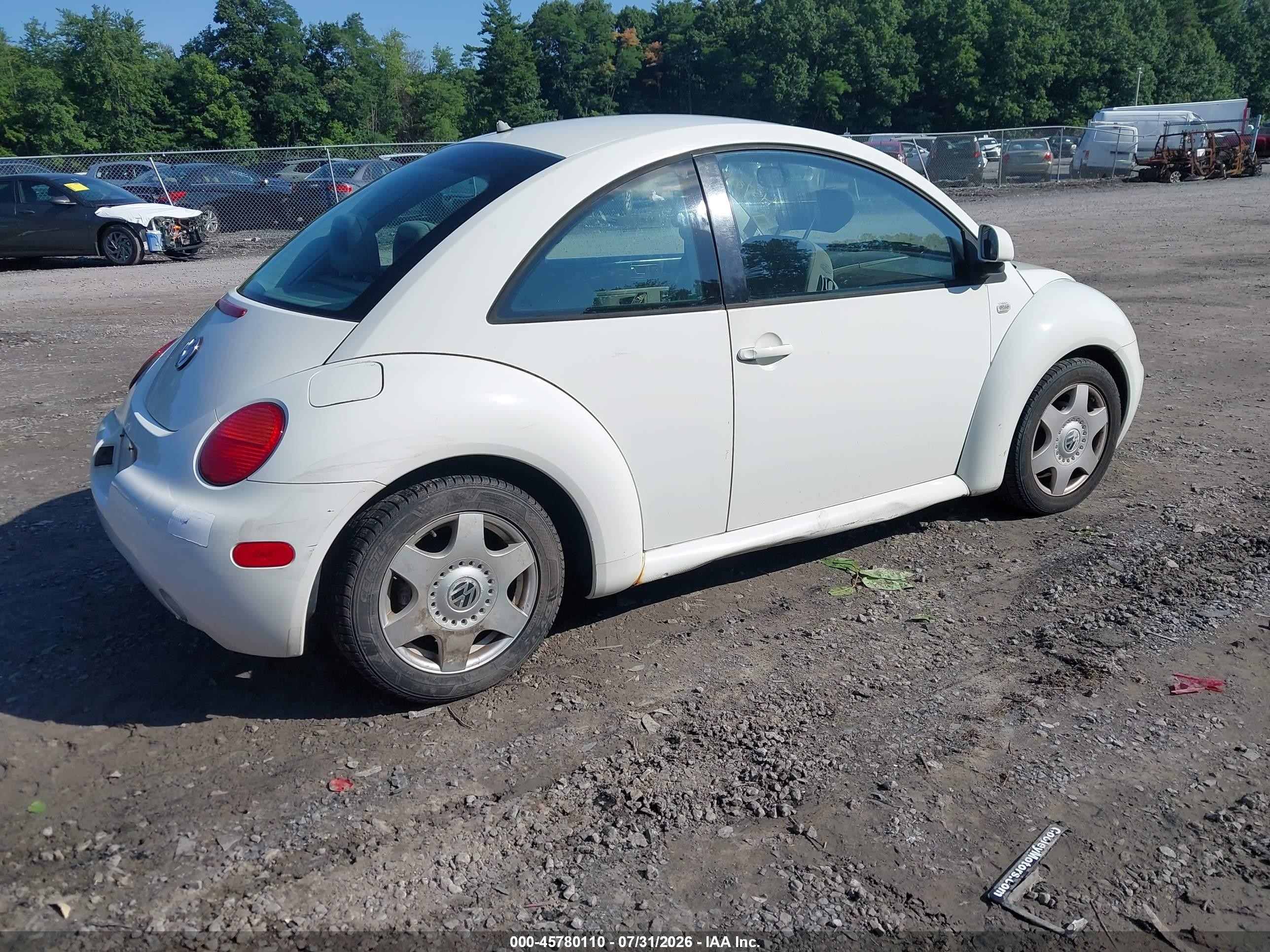 1999 Volkswagen New Beetle Gls White vin: 3VWCC21C4XM407851