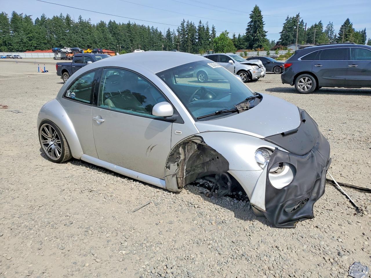 1999 Volkswagen New Beetle Gls Серебряный vin: 3VWCC21C4XM443197